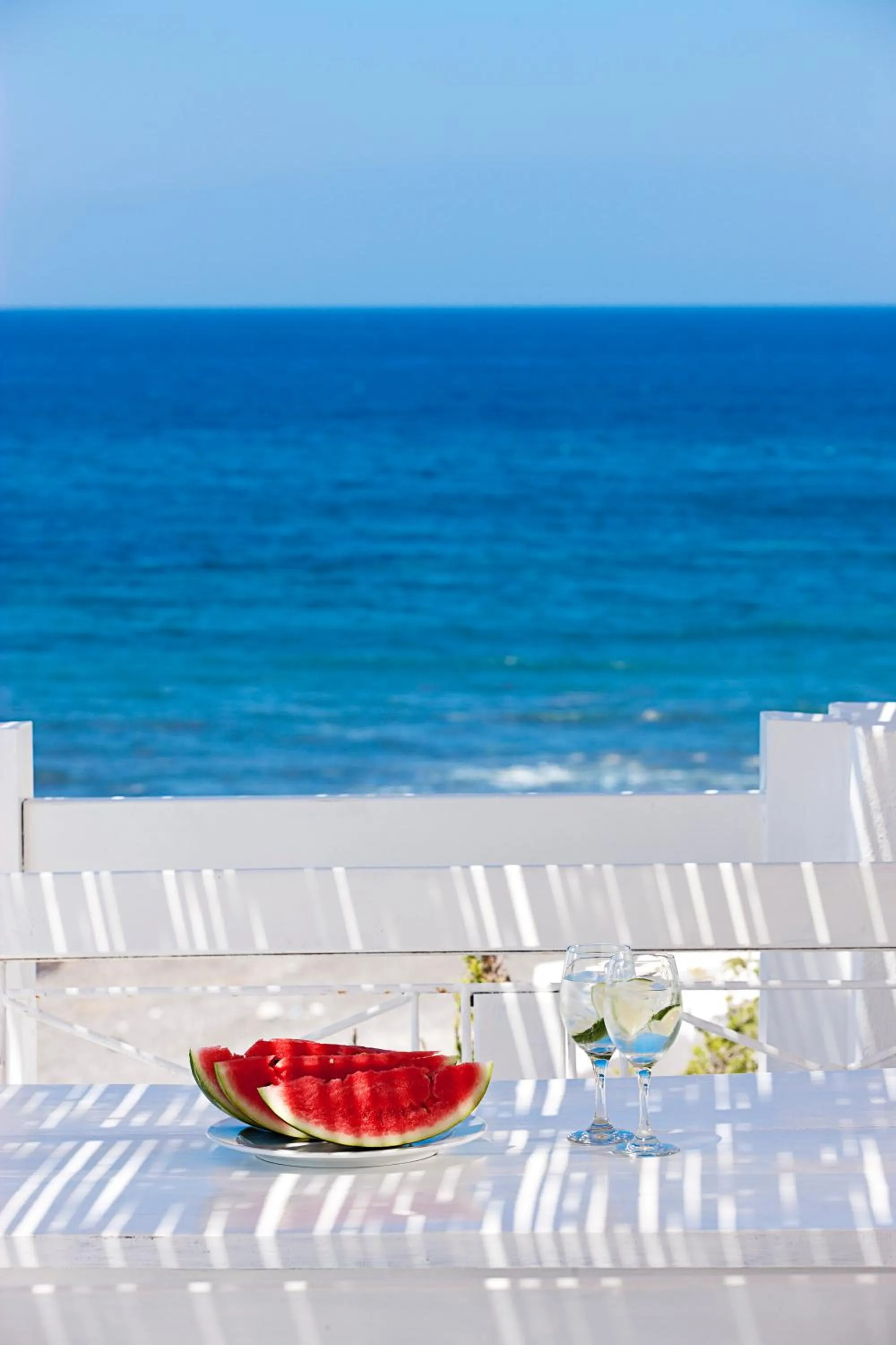 Restaurant/places to eat in Notos Therme and Spa