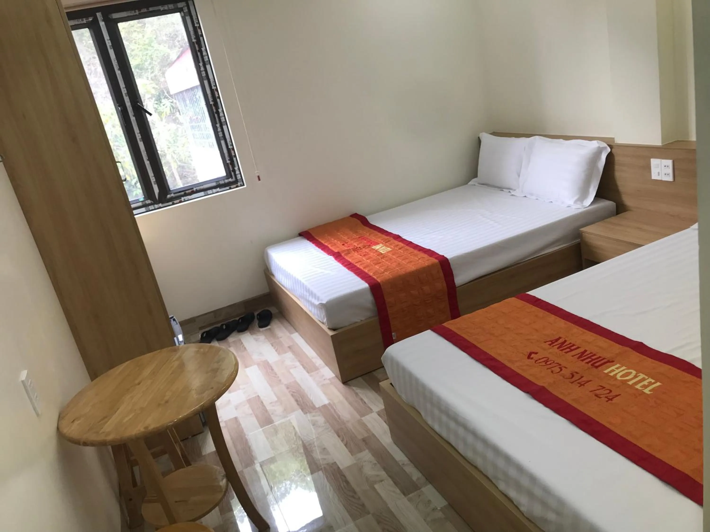 Bedroom, Bed in Sea Balcony Hotel