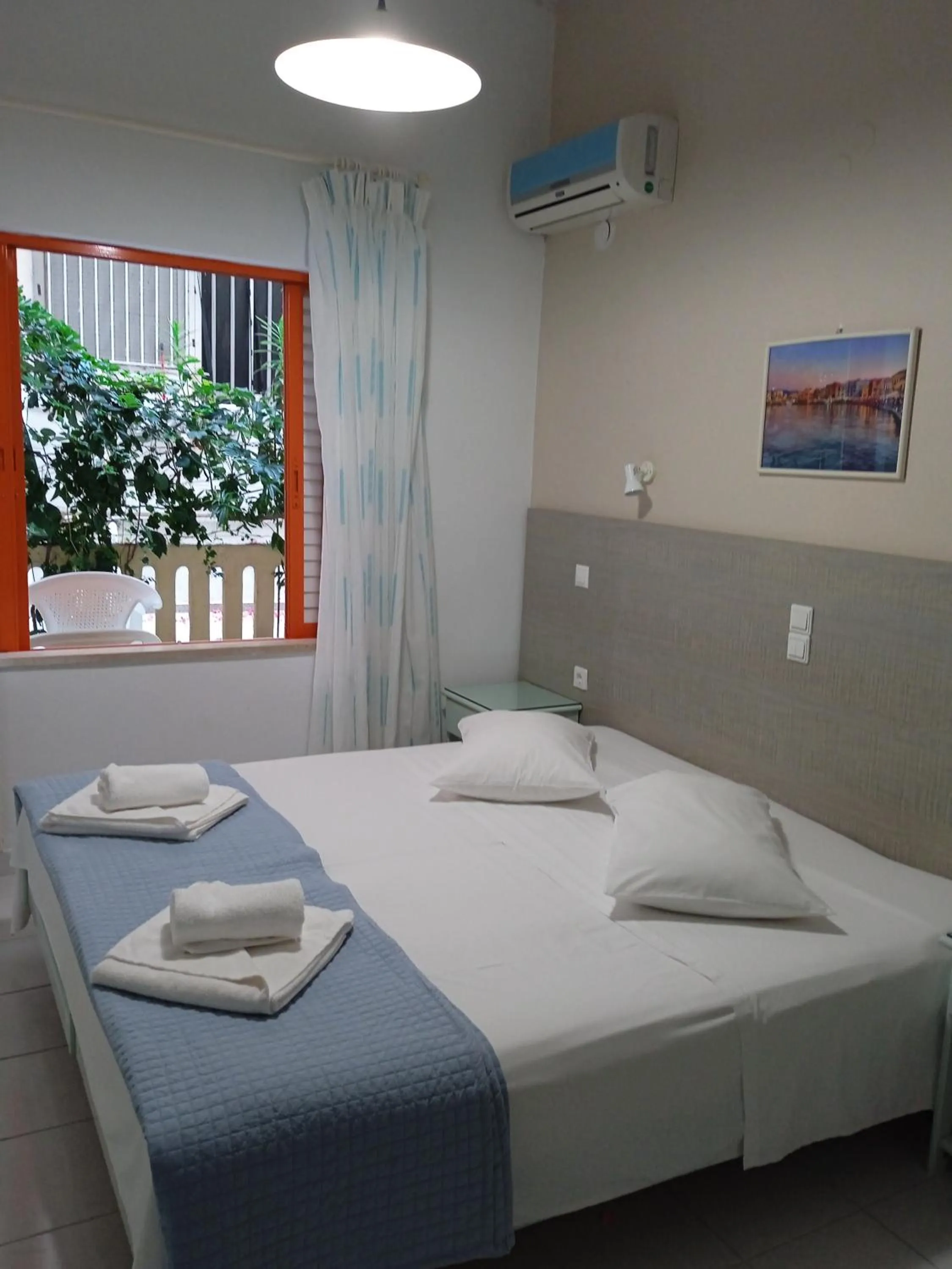 Bed in Ilona Apartments Chania