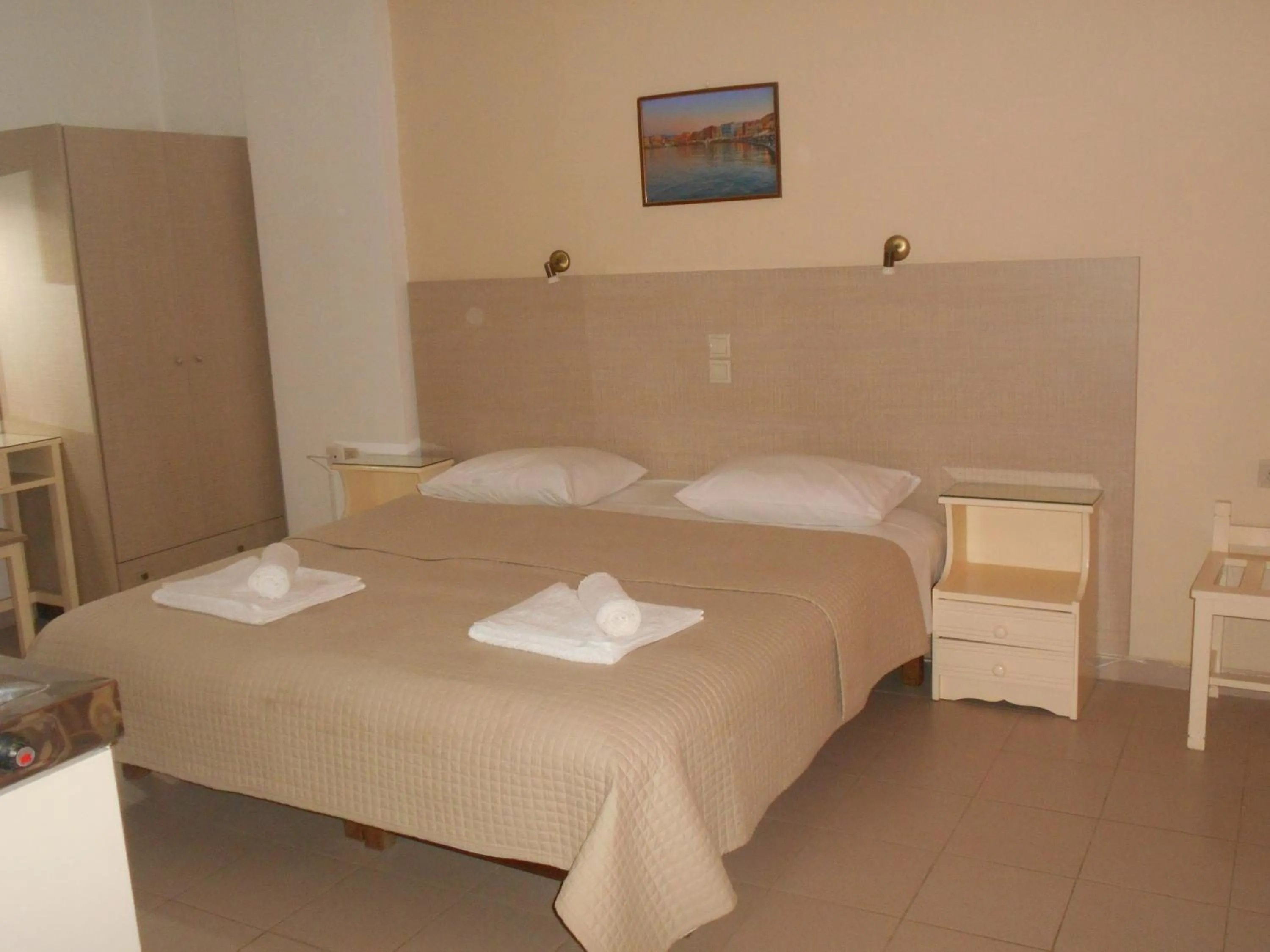 Bed in Ilona Apartments Chania