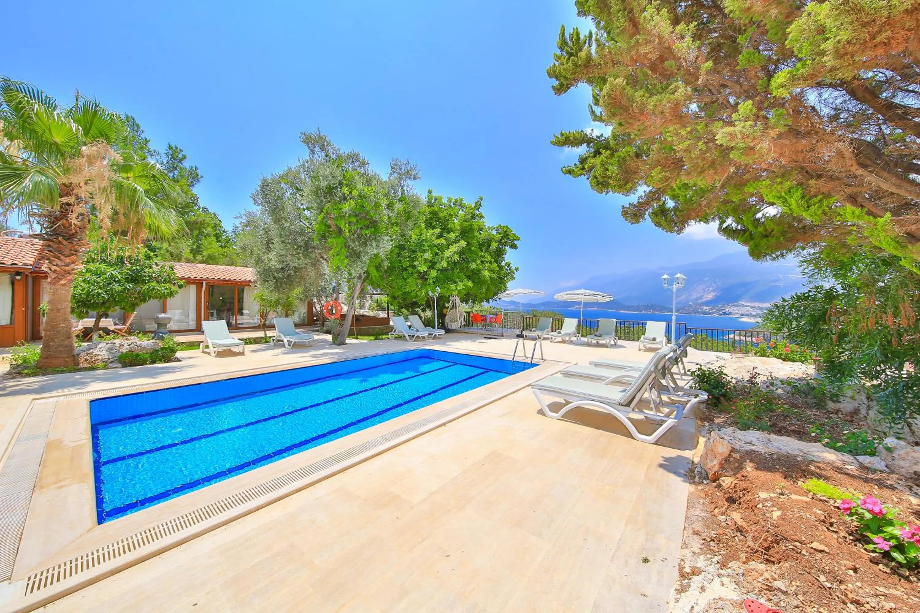 Swimming pool in Villa Dundar - Kas Apartments