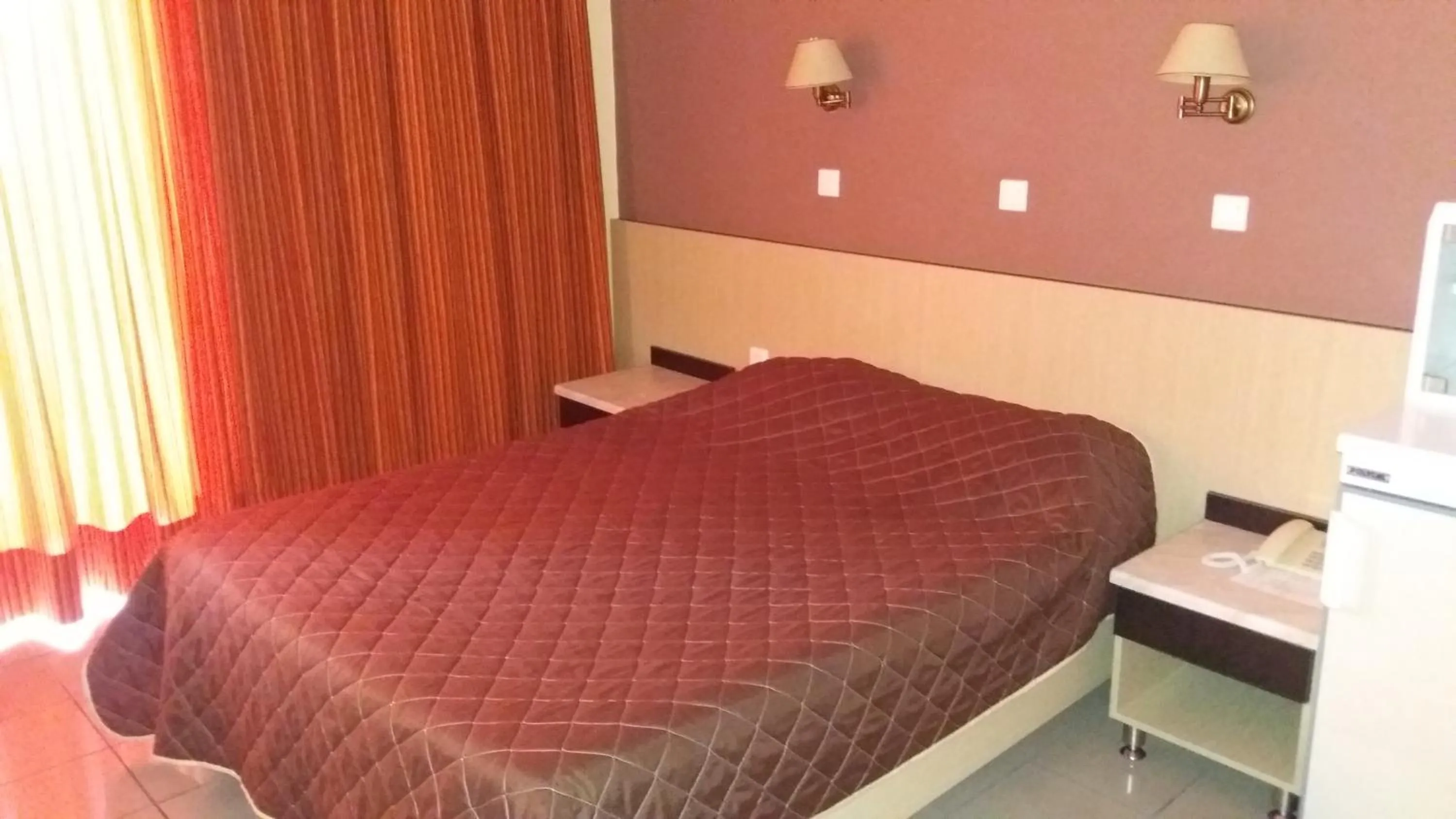 Bedroom in Dimitris Paritsa Hotel