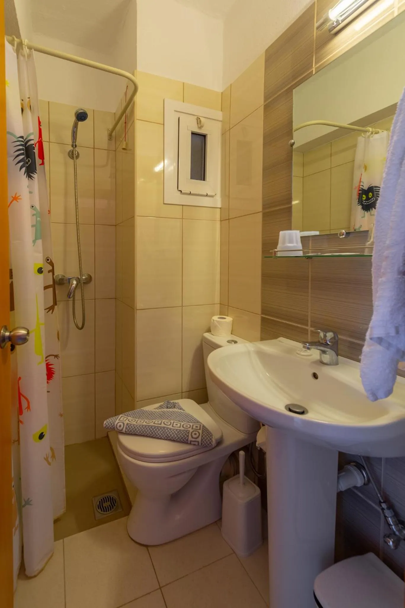 Dimitris Paritsa Hotel