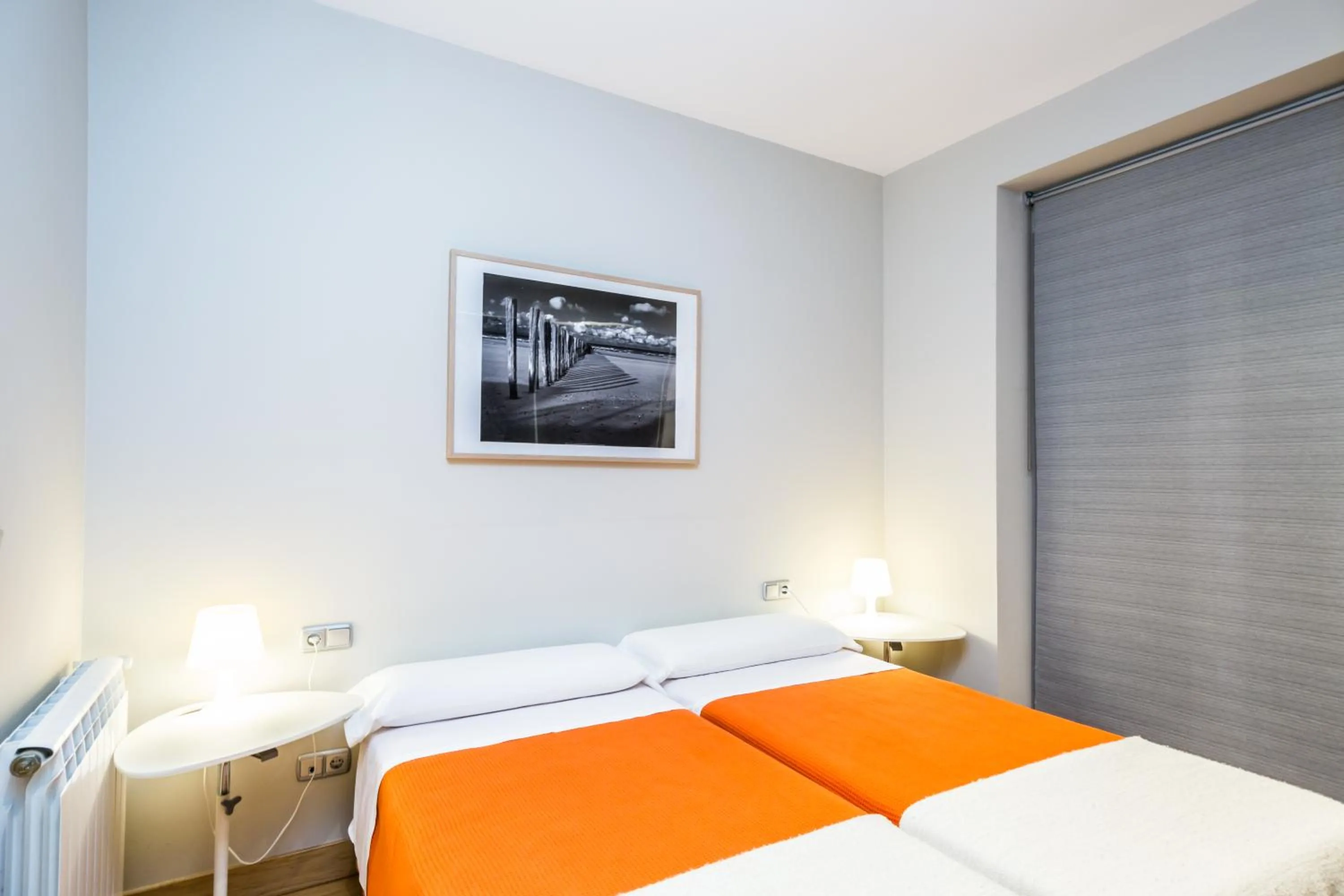 Photo of the whole room, Bed in Pensión Altair
