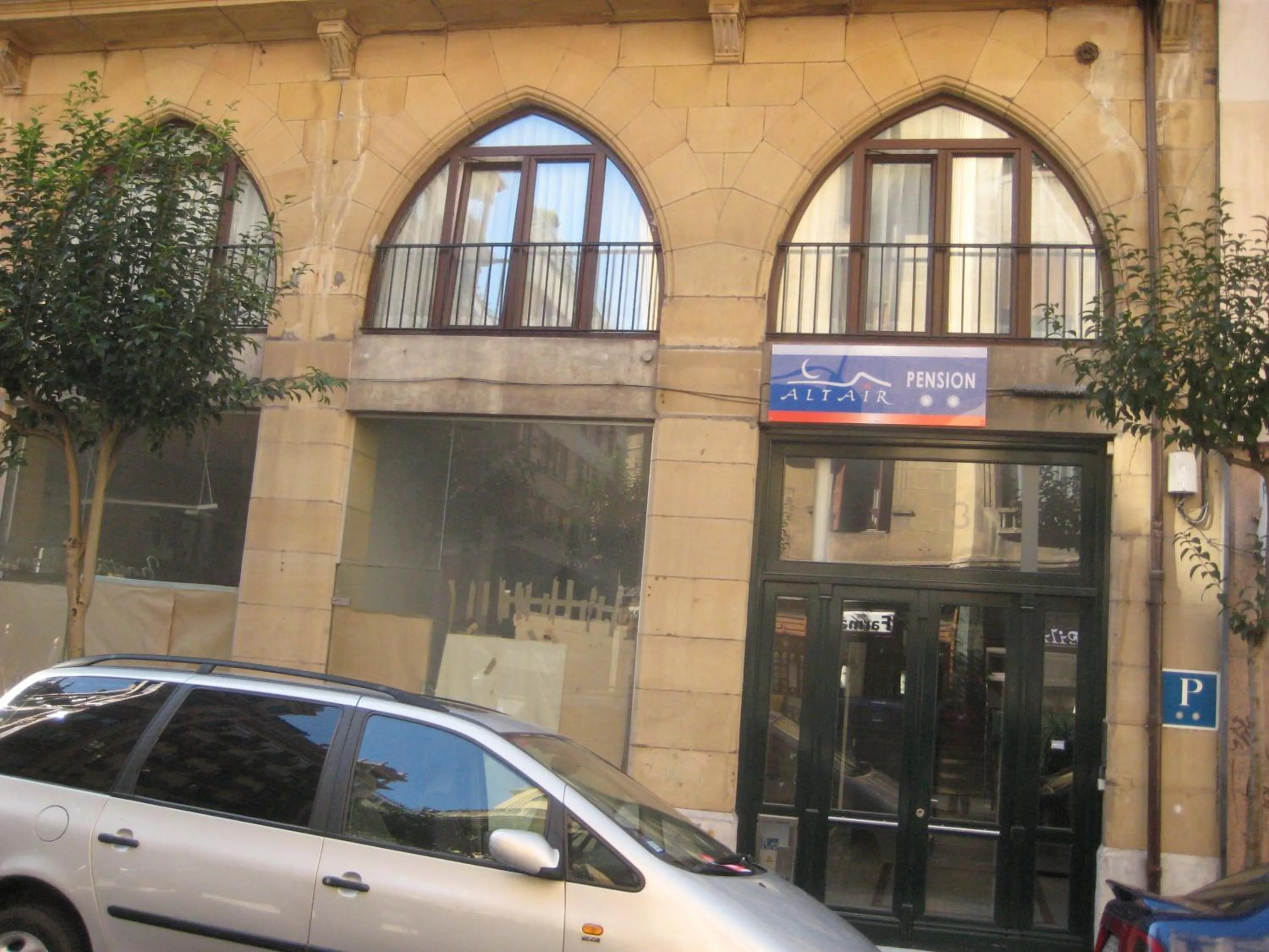 Facade/entrance in Pensión Altair