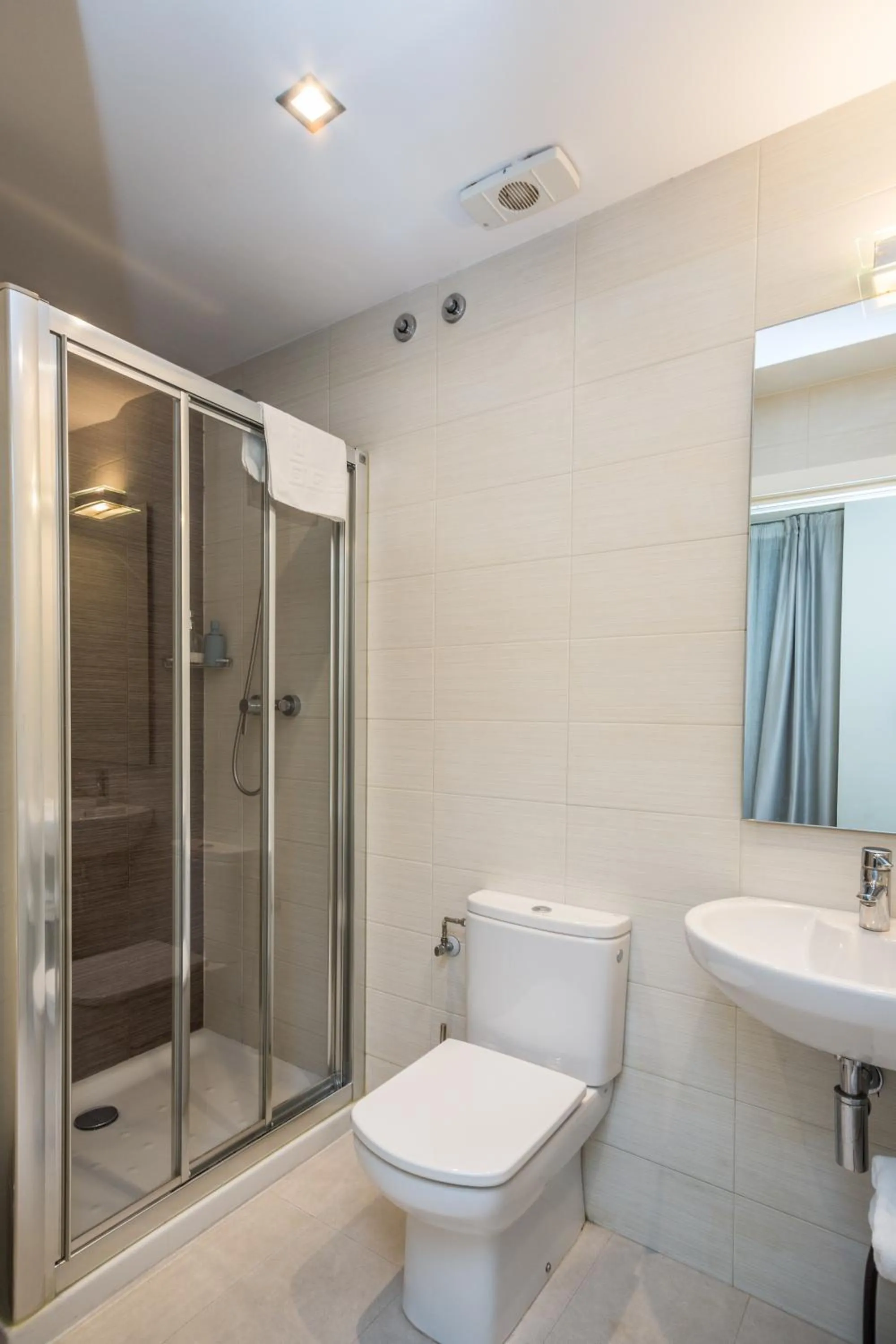 Bathroom in Pensión Altair