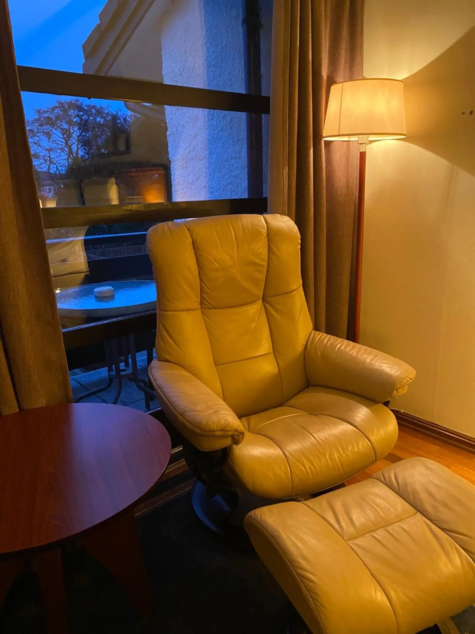 Seating area in Fitjar Fjordhotell