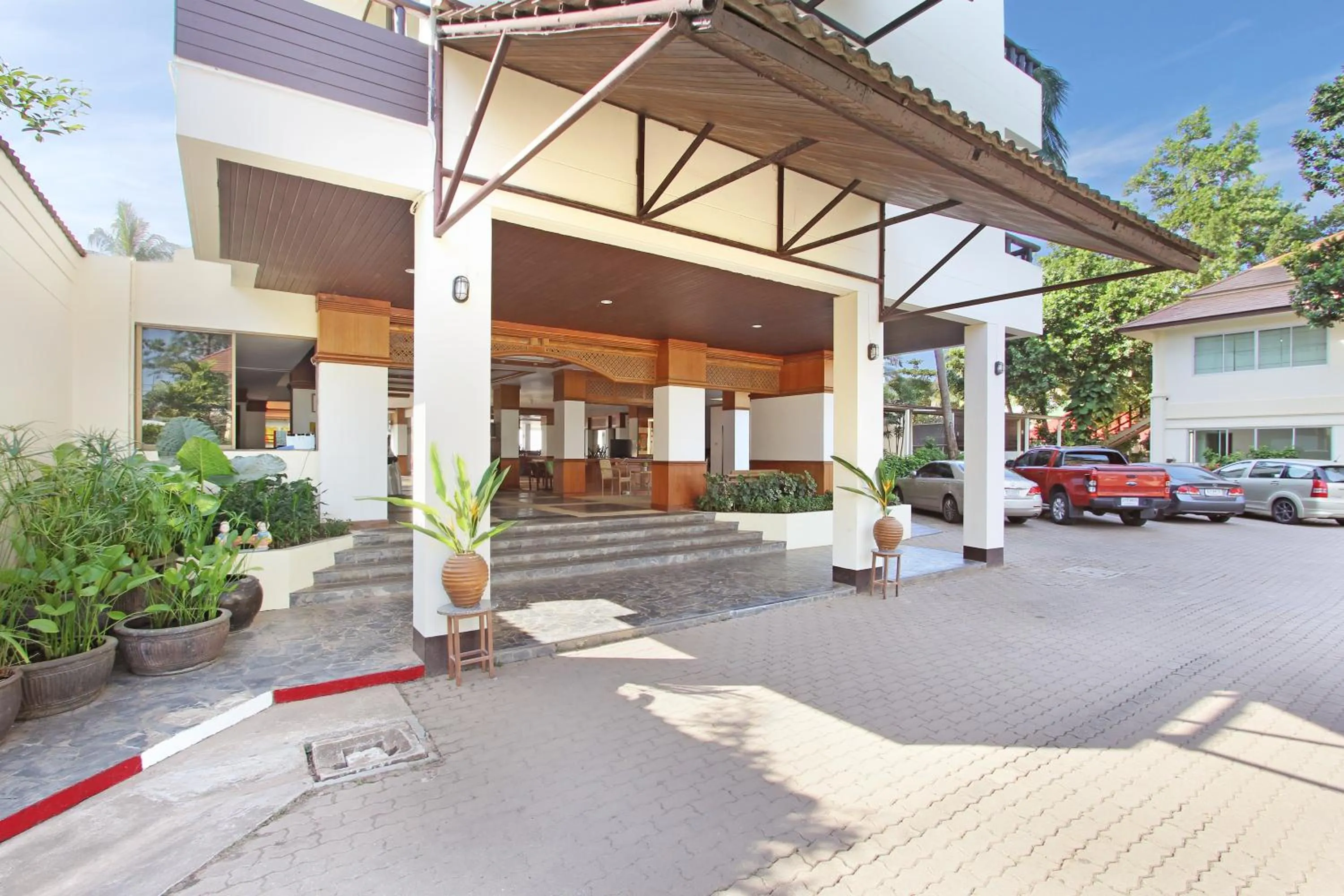 Facade/entrance in Rayong Chalet Resort