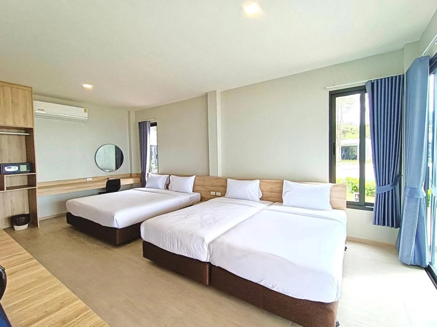 Photo of the whole room, Bed in Rayong Chalet Resort
