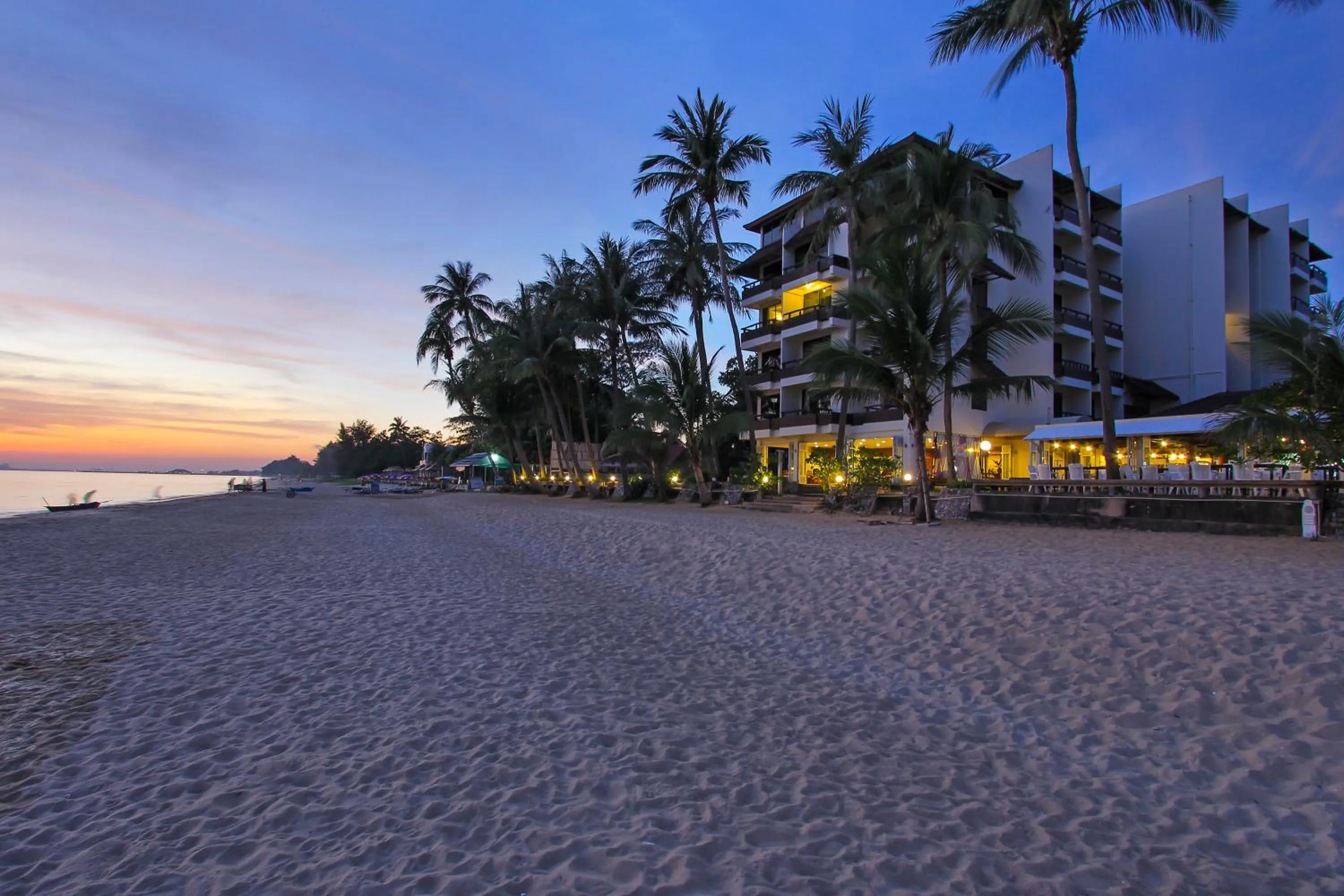 Beach in Rayong Chalet Resort