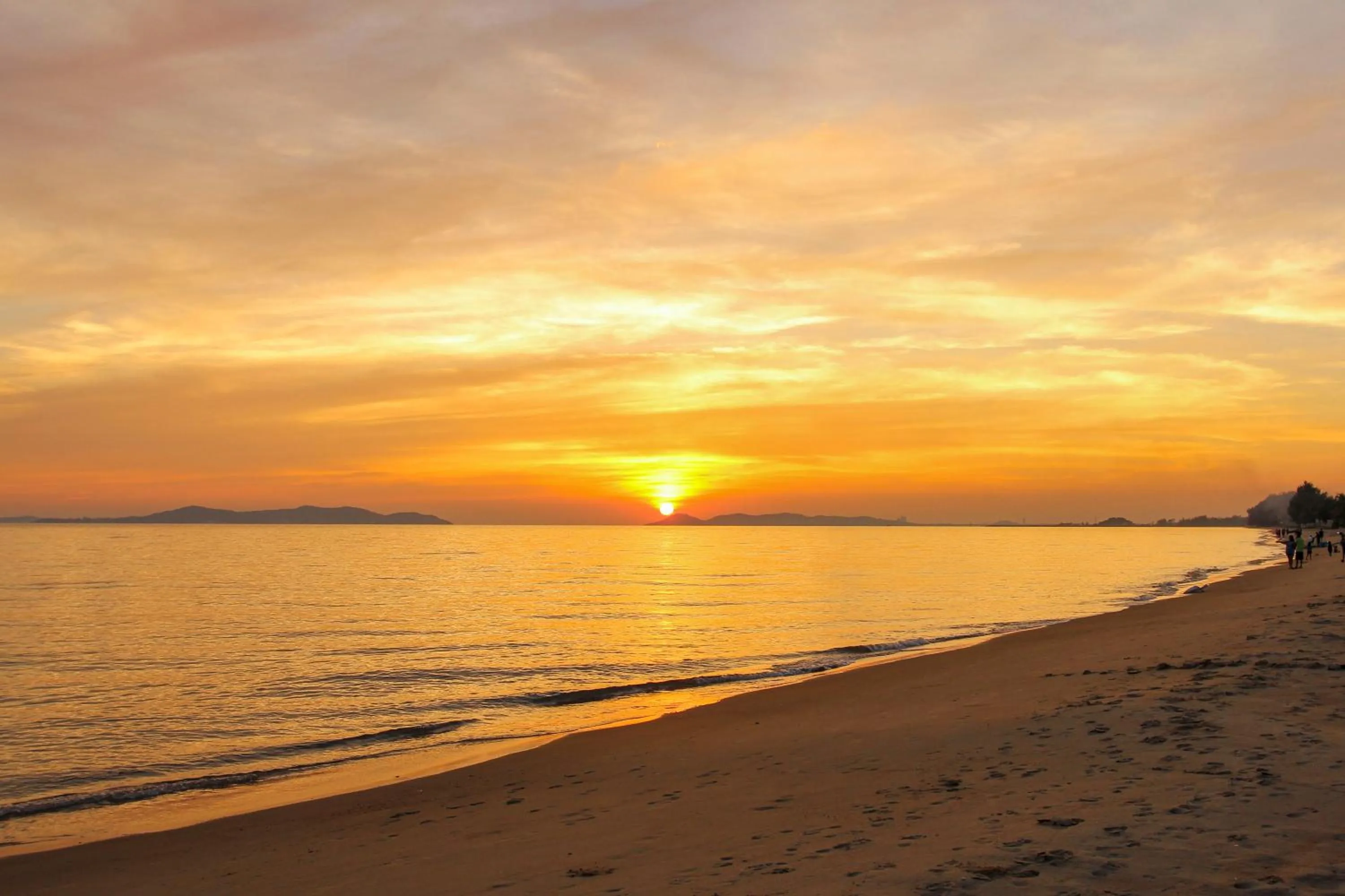 Beach in Rayong Chalet Resort