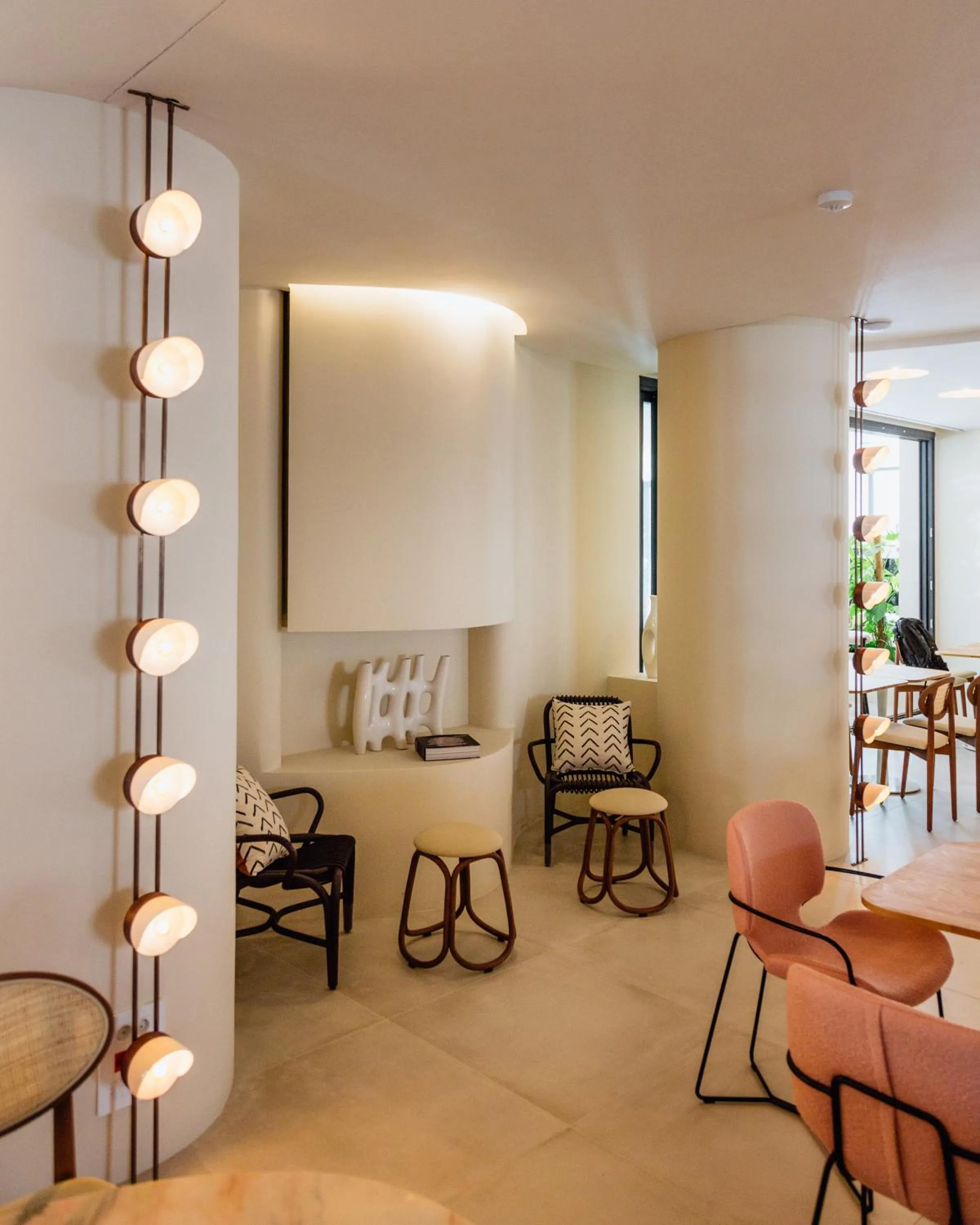 Restaurant/places to eat in Pacha Hotel