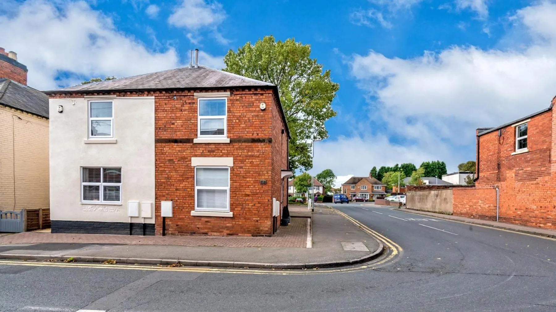 Facade/entrance in Cannock Hotel Apartments