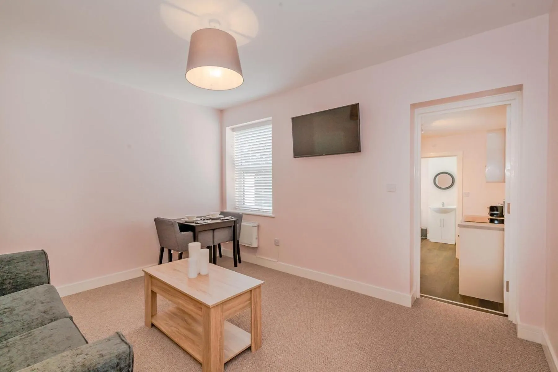 TV and multimedia in Cannock Hotel Apartments