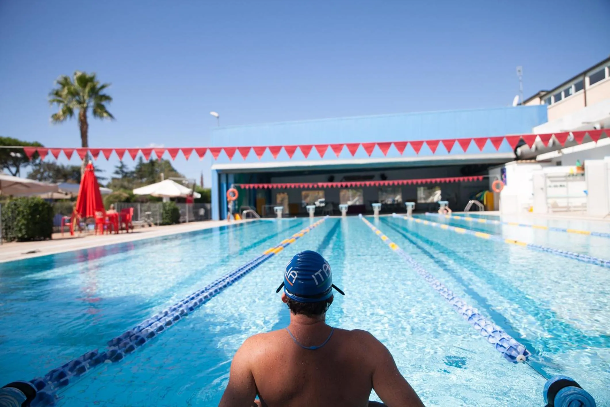 Swimming pool in AutoHotel