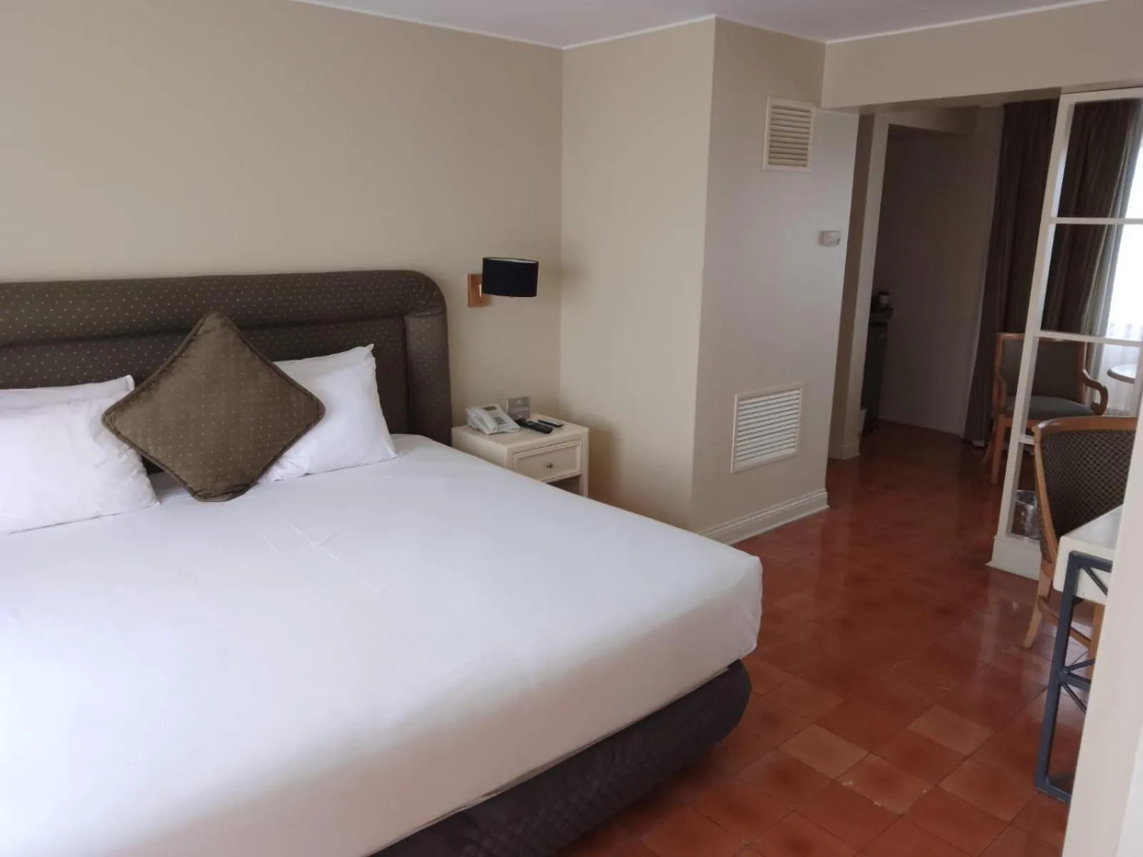 Bedroom, Bed in Suites del Bosque Hotel