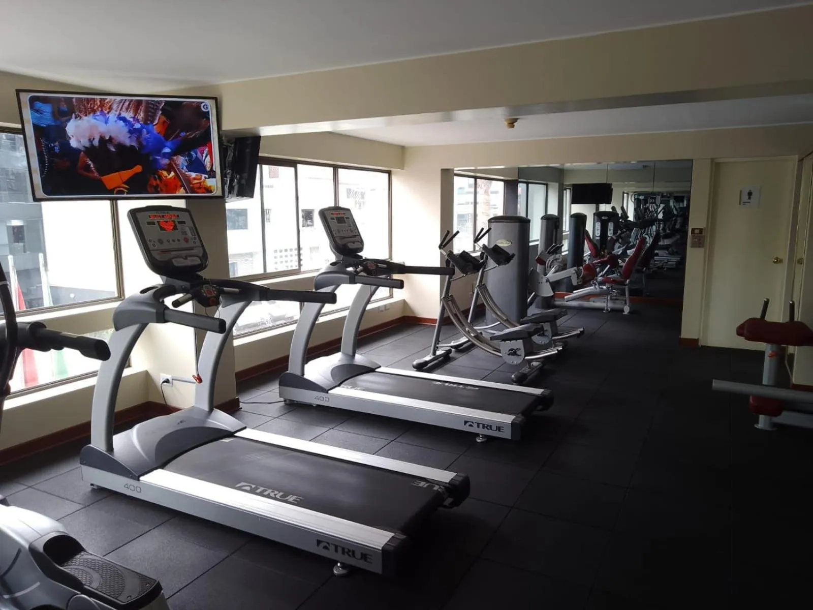 Fitness centre/facilities in Suites del Bosque Hotel