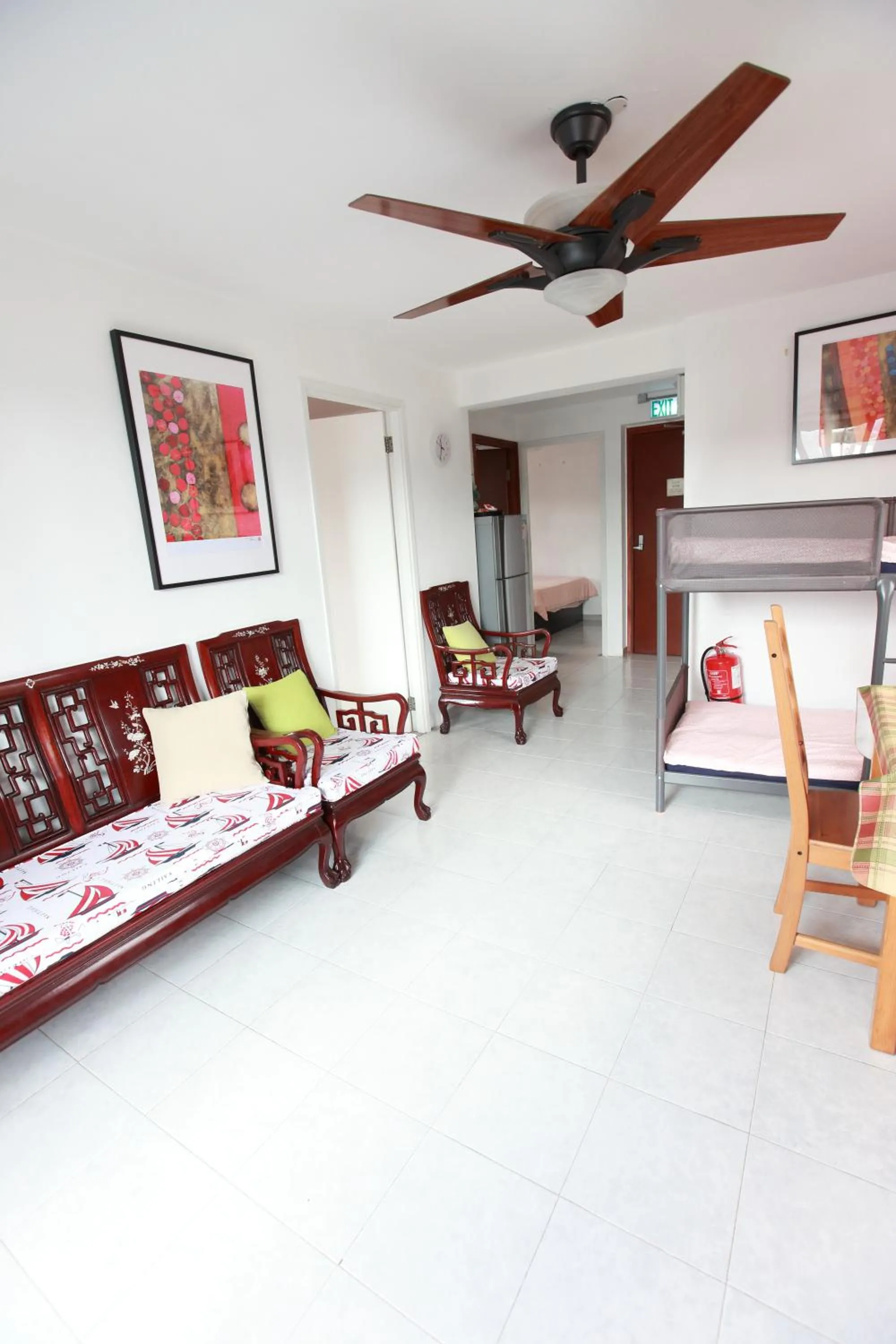Living room, Bed in Lantau Lodge
