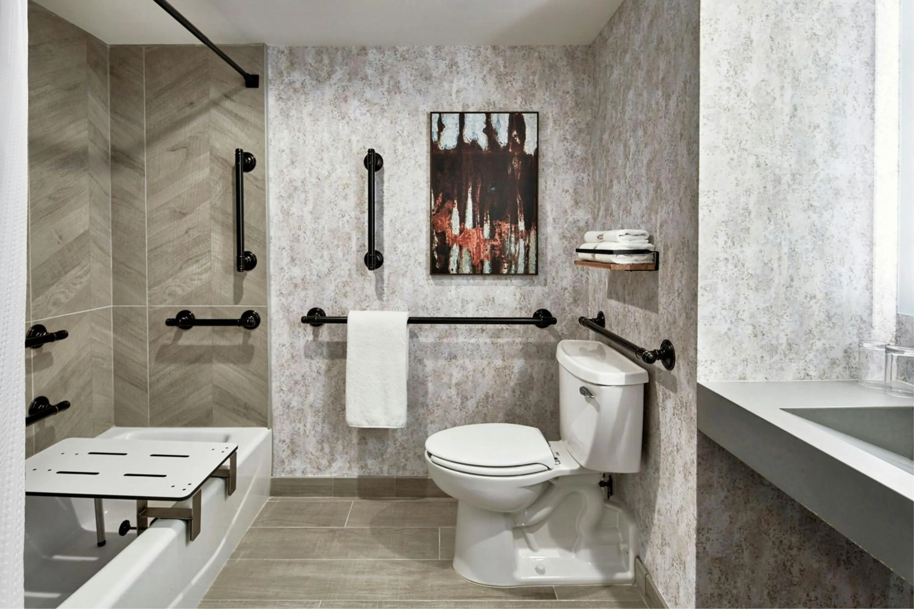 Bathroom in Renaissance Mobile Riverview Plaza Hotel