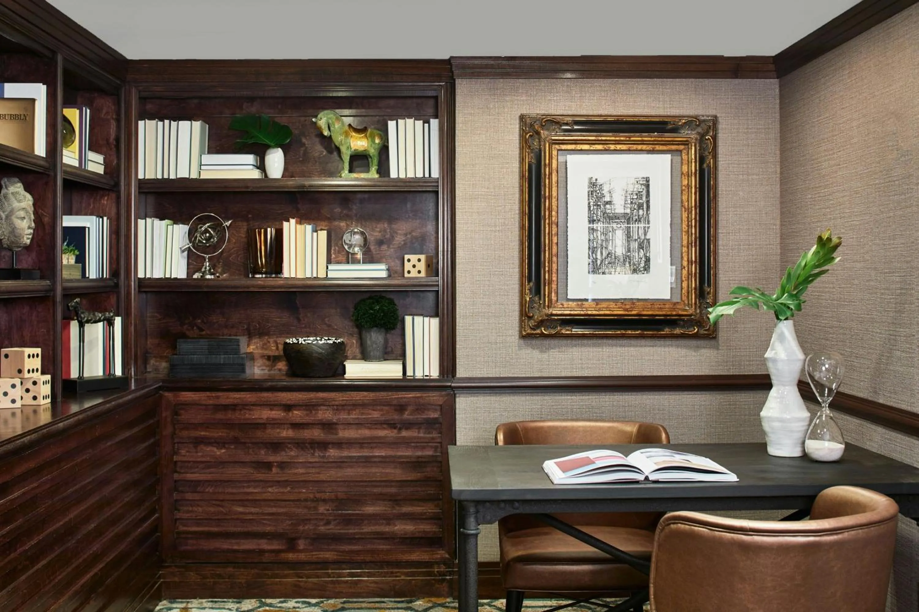 Bedroom in Renaissance Mobile Riverview Plaza Hotel