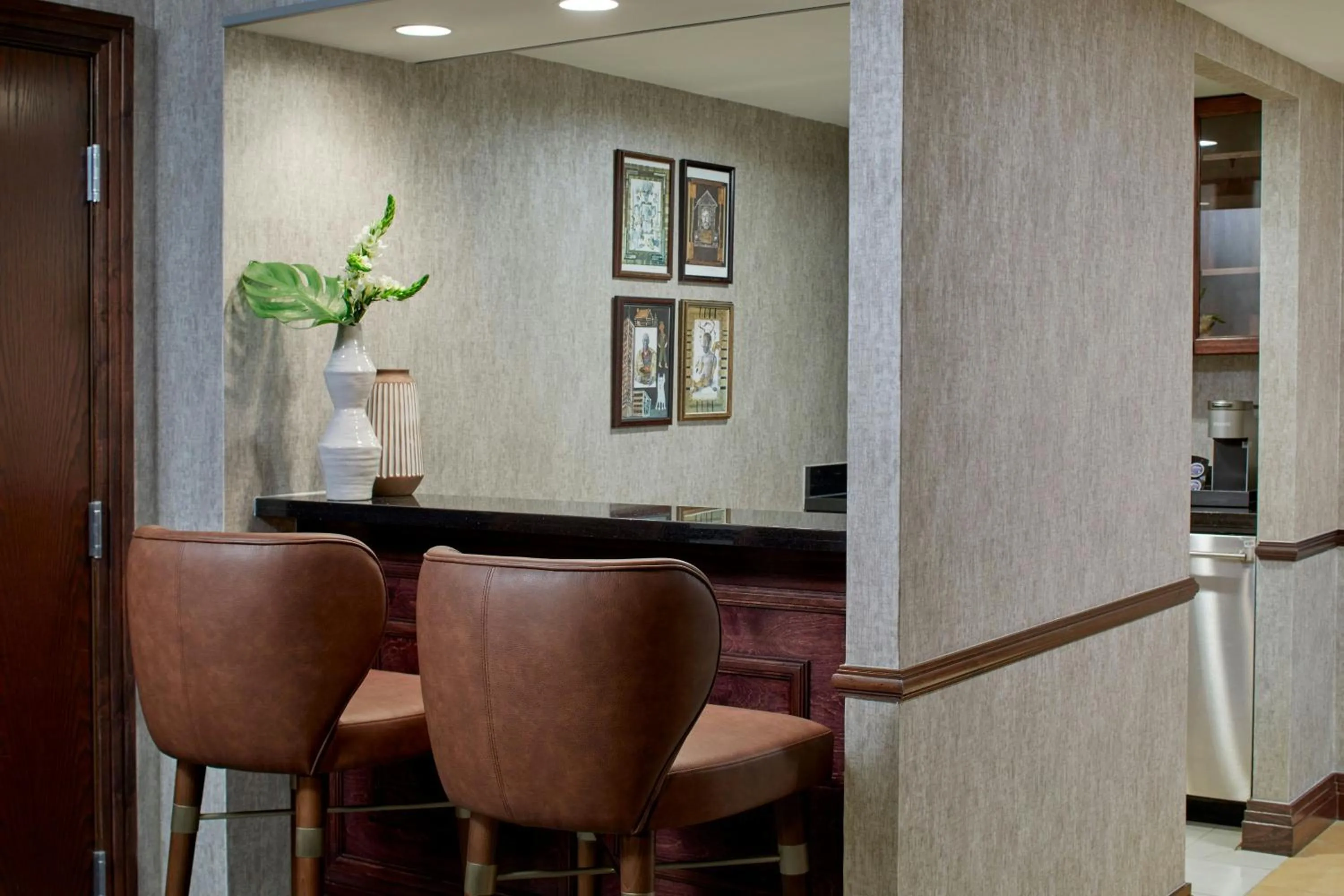 Bedroom in Renaissance Mobile Riverview Plaza Hotel