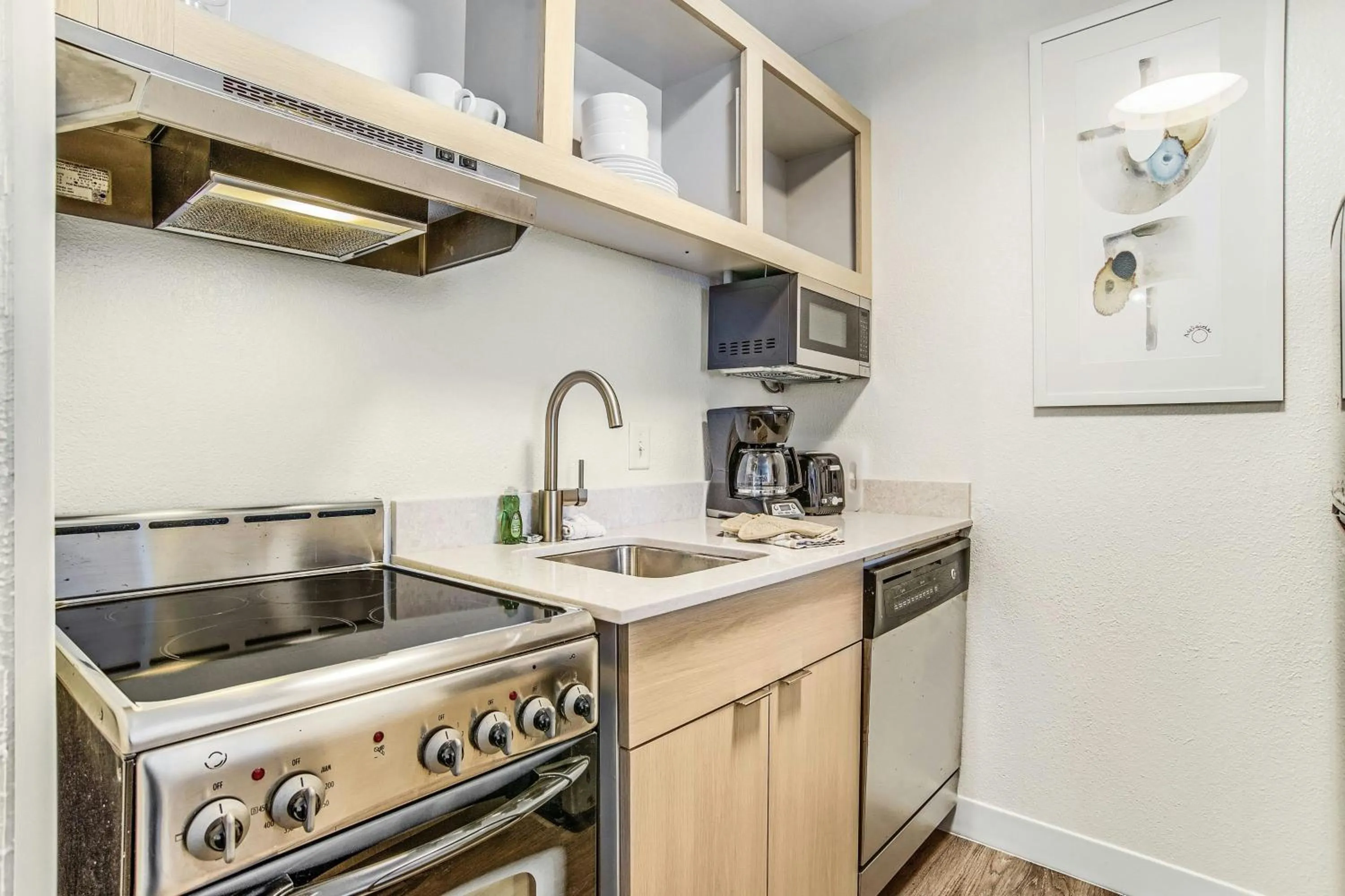 Photo of the whole room in TownePlace Suites Mobile