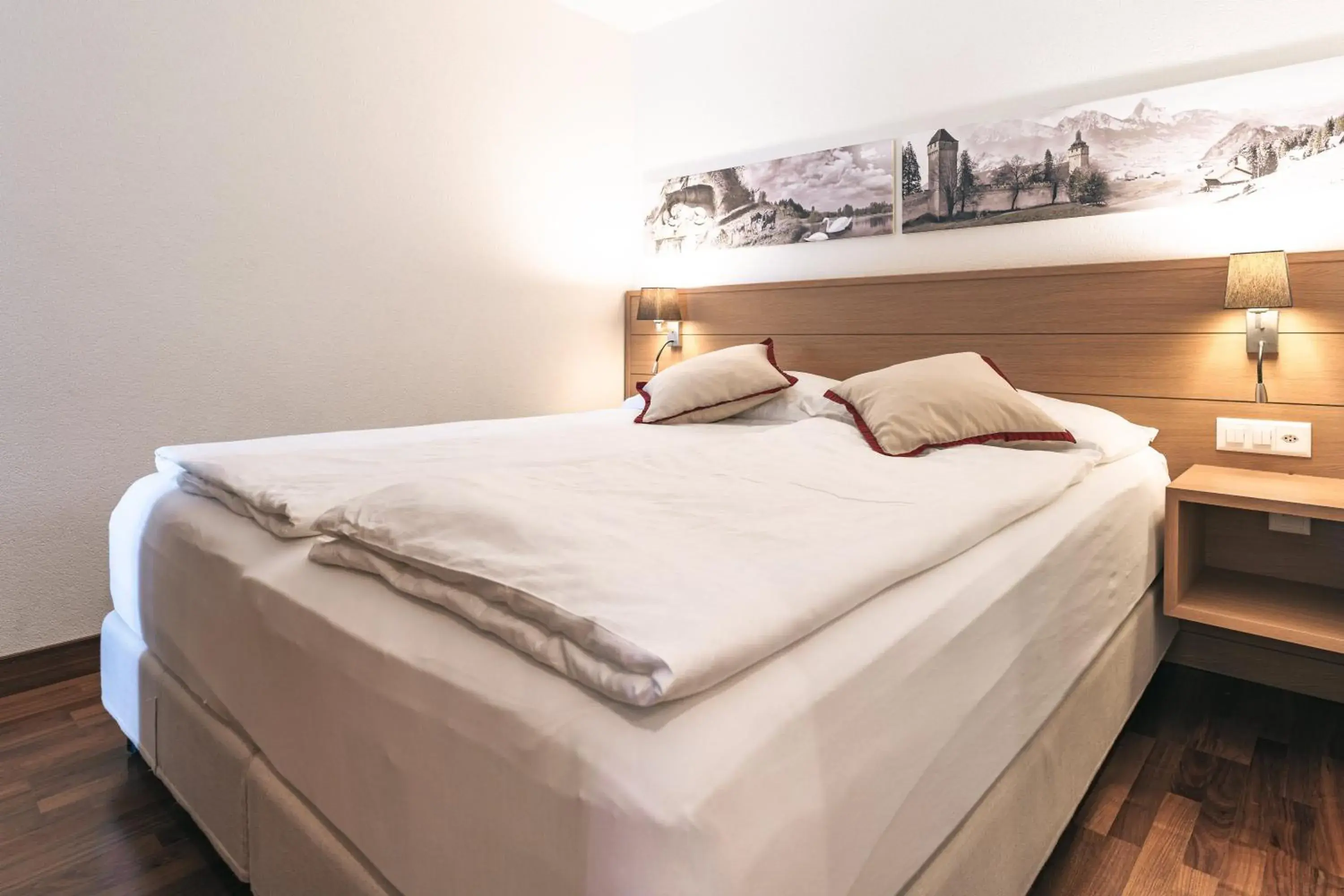 Comfort Double Room in Swiss Holiday Park Resort Comfort Double Room in Swiss Holiday Park Resort