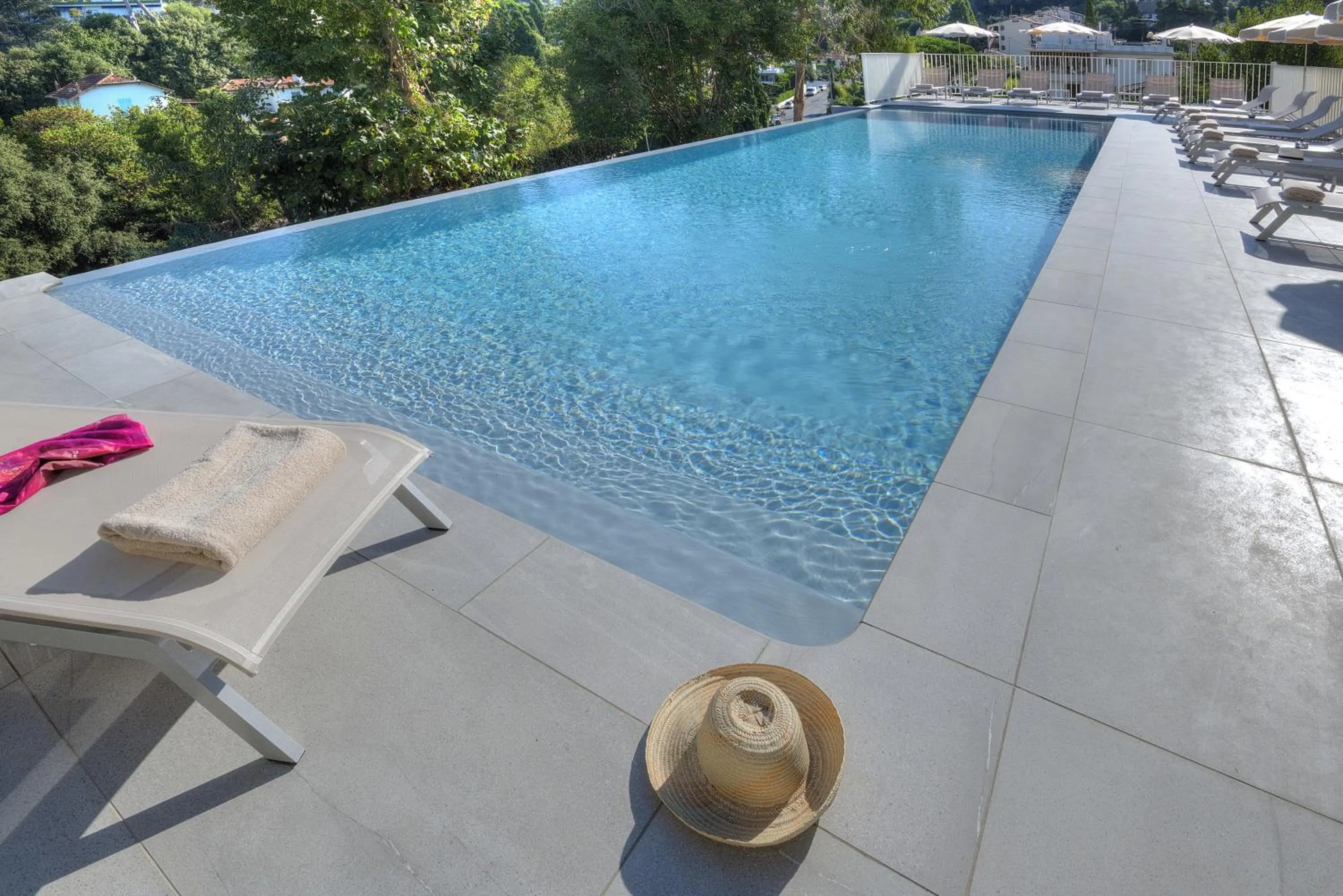 Patio in La Bastide de l'Oliveraie