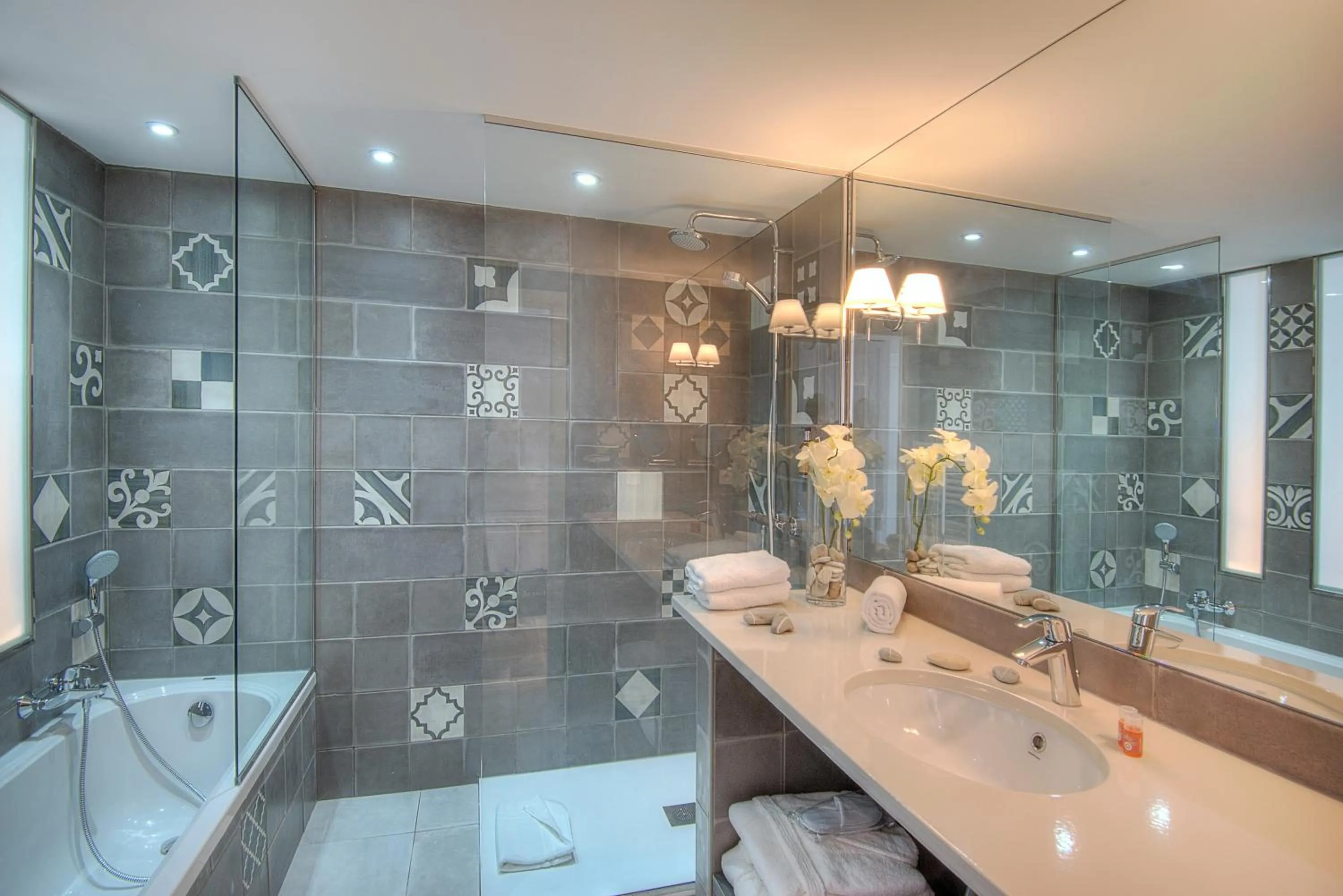 Bathroom in La Bastide de l'Oliveraie