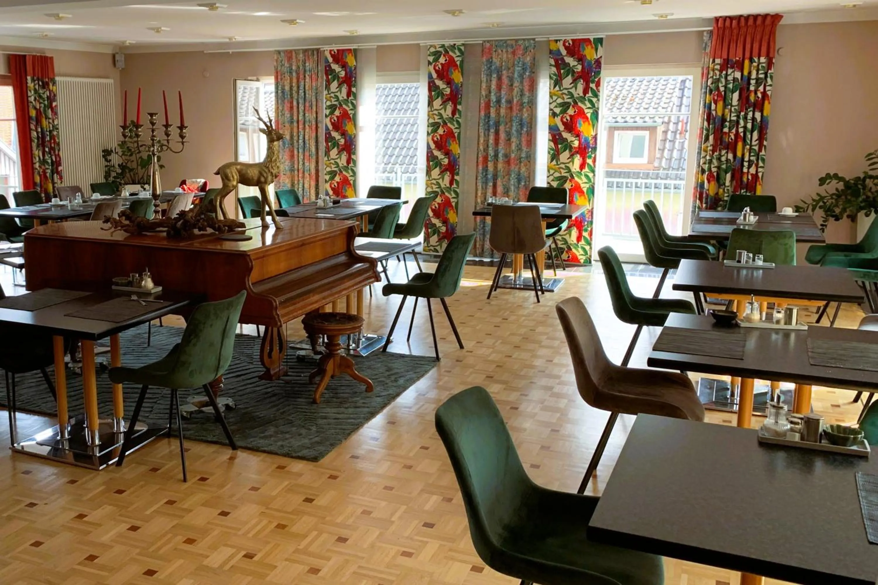 Restaurant/places to eat in Hotel Kronprinz