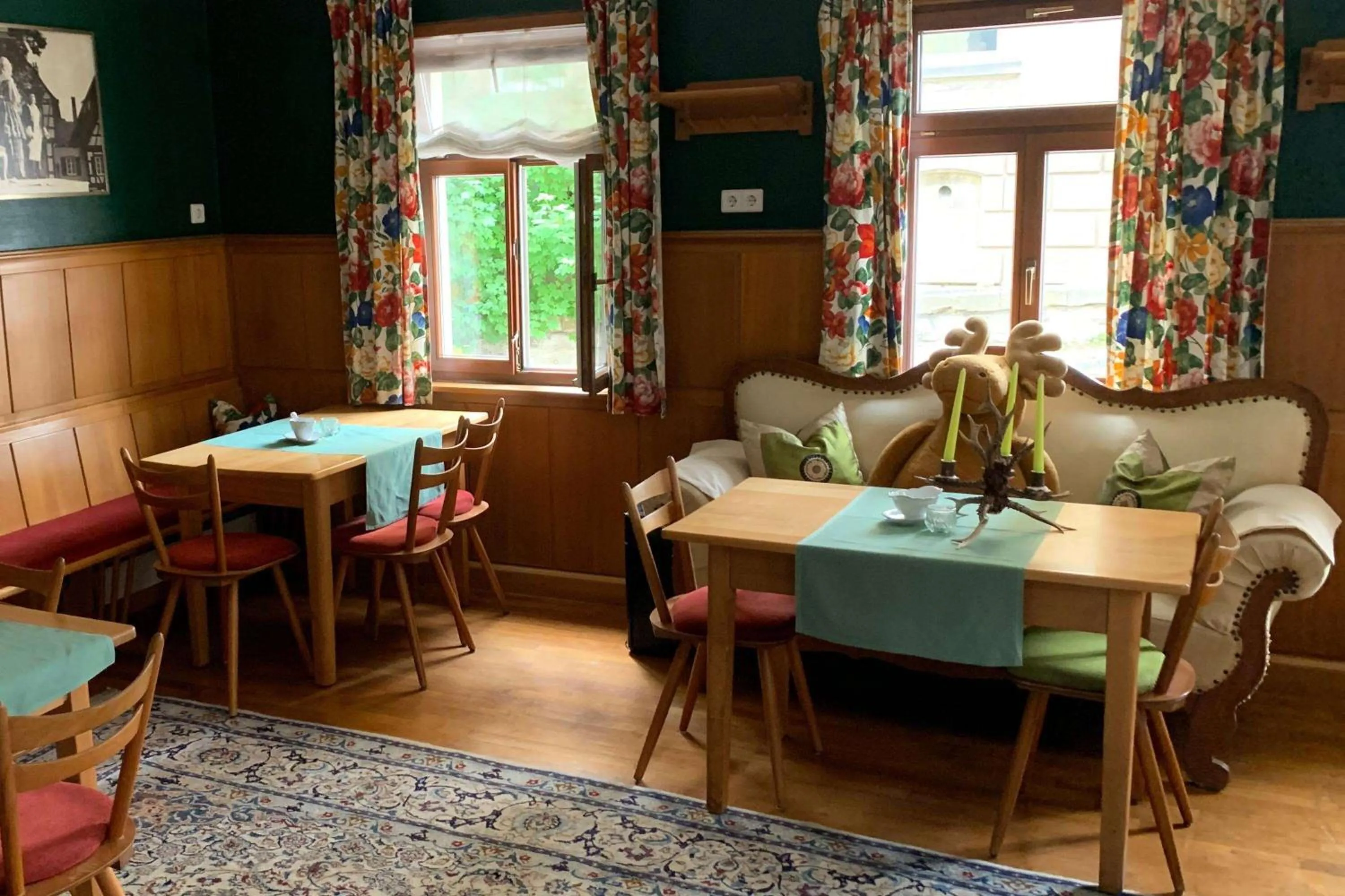 Restaurant/places to eat in Hotel Kronprinz