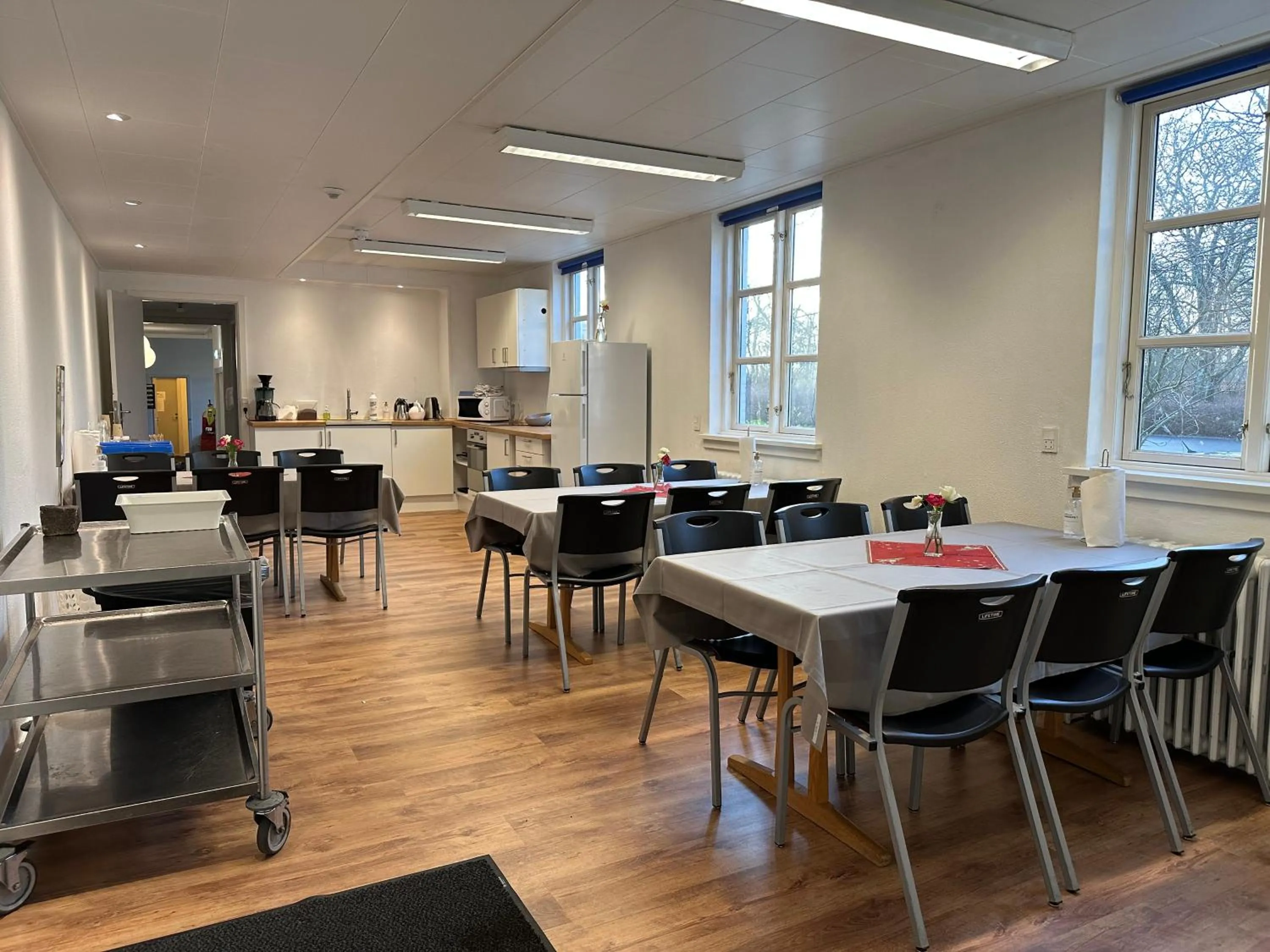 Kitchen or kitchenette in Tune Kursuscenter