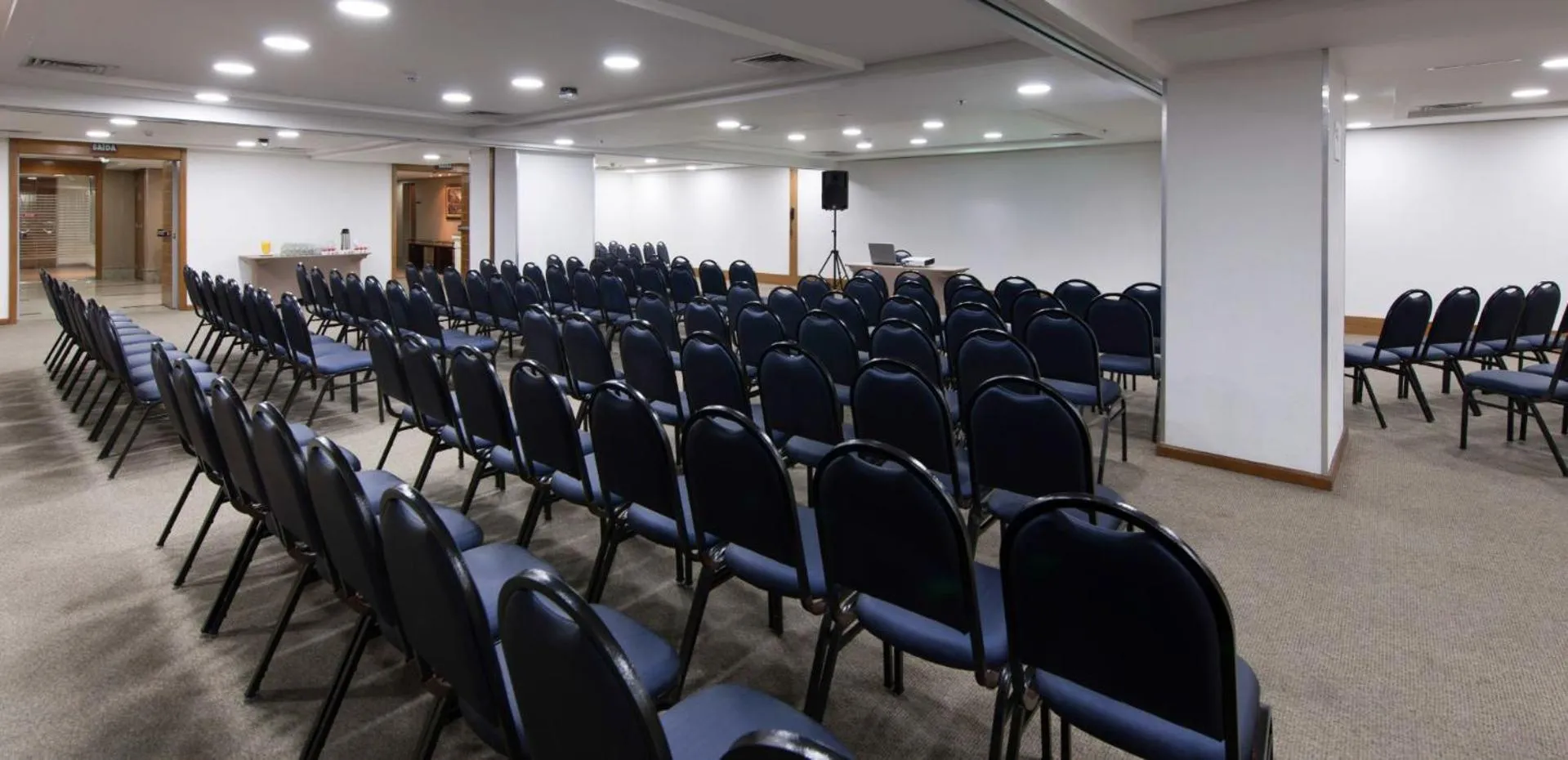 Meeting/conference room in Slaviero Hotel Porto Alegre Moinhos