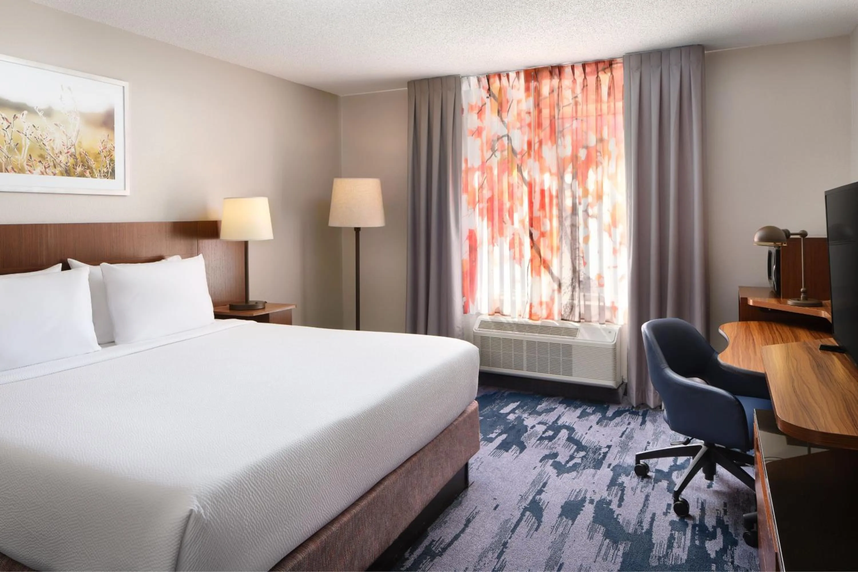 Bedroom, Bed in Fairfield Inn & Suites by Marriott Jacksonville