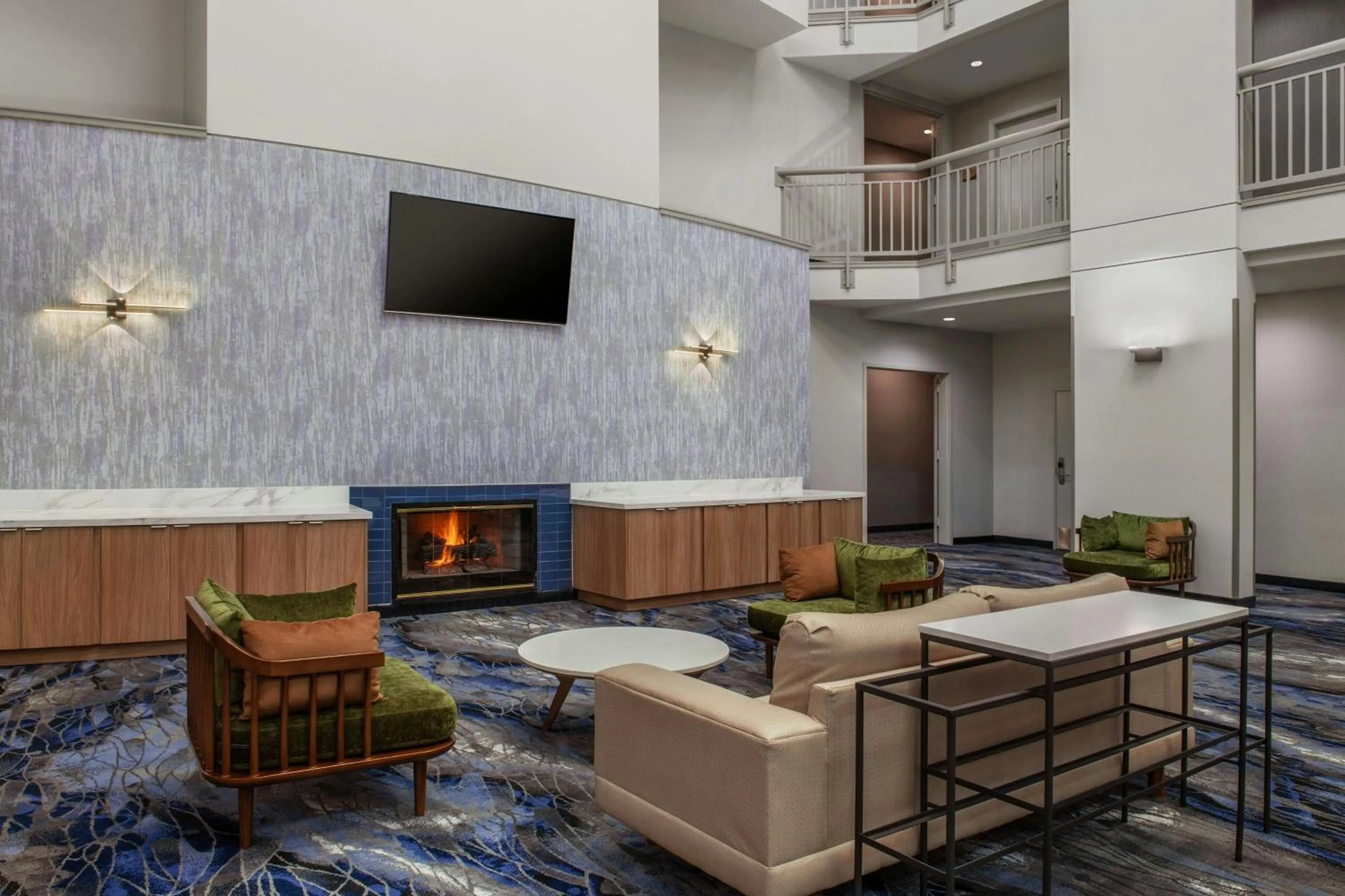 Lounge or bar in Fairfield Inn & Suites Oakland Hayward