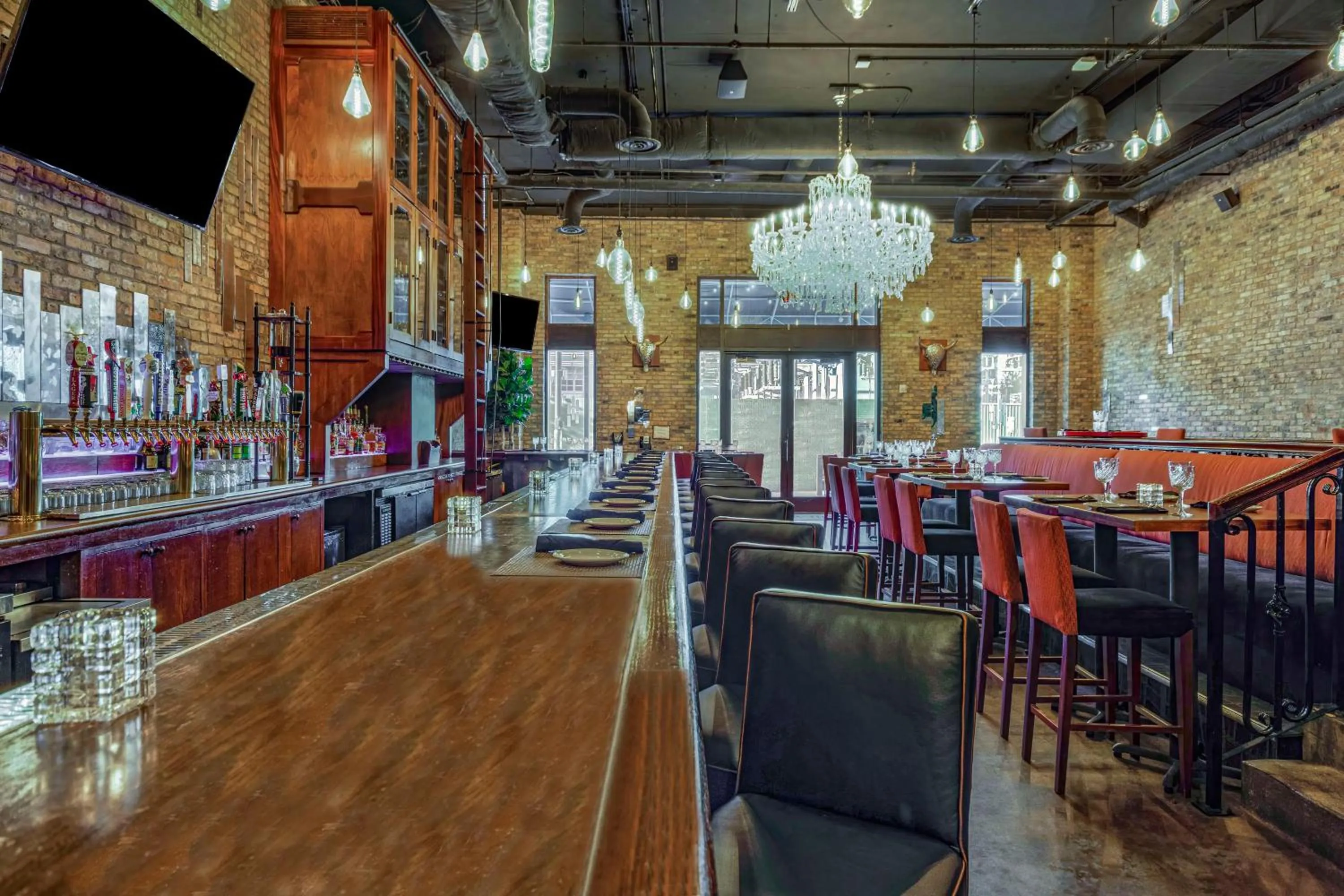 Lounge or bar in Embassy Suites Houston - Downtown