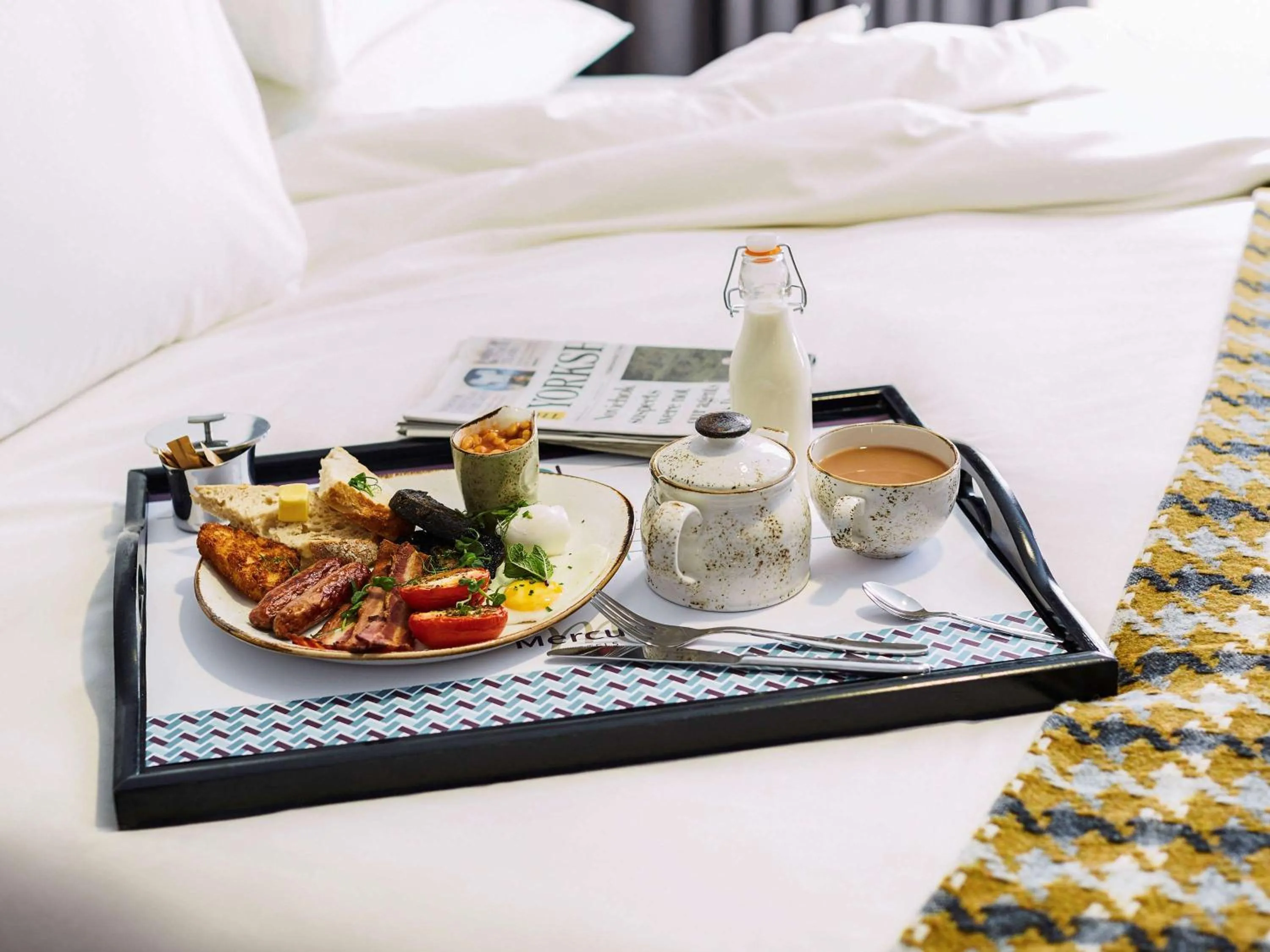 Restaurant/places to eat in Mercure Leeds Centre Hotel