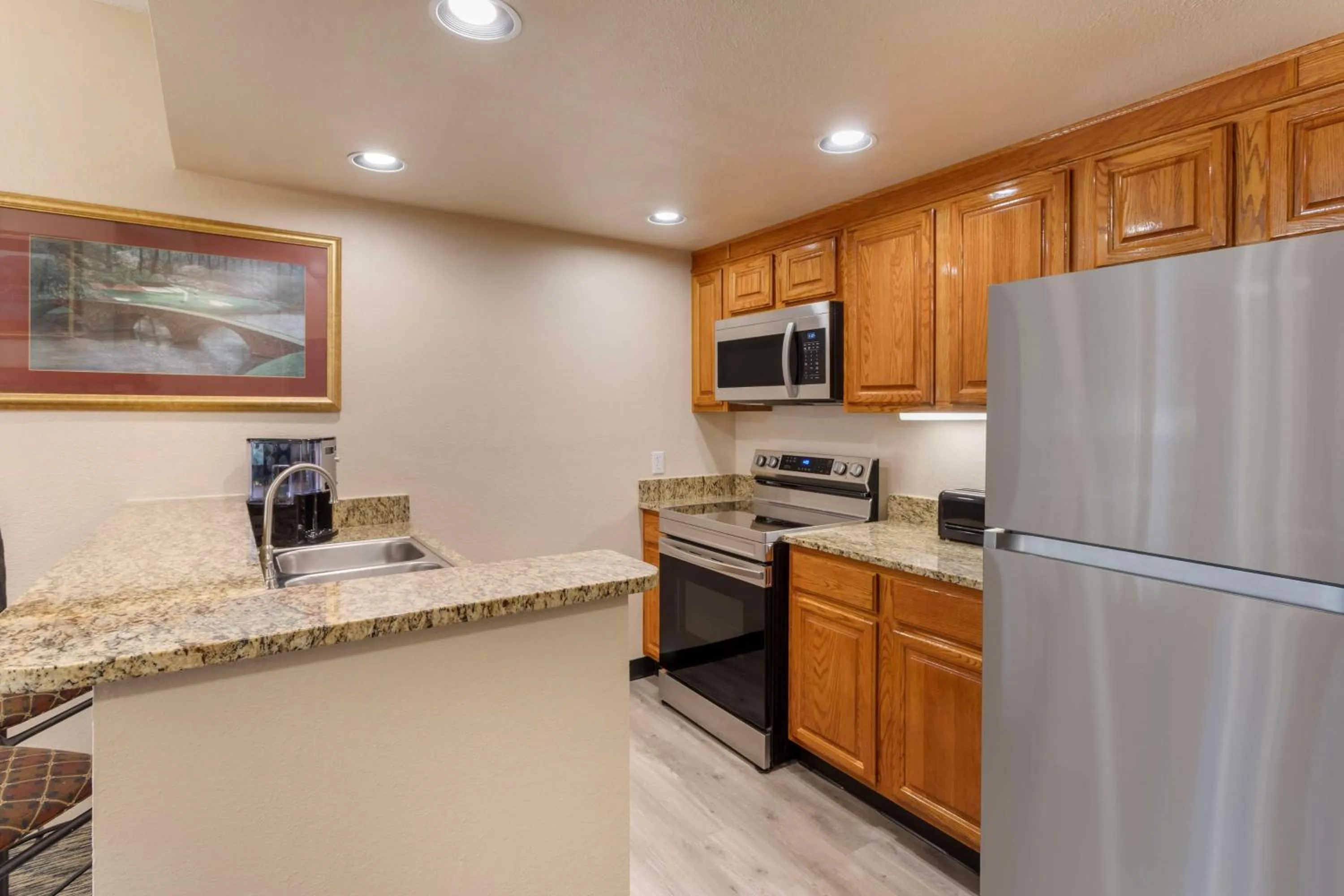 Kitchen or kitchenette in Hilton Vacation Club Bent Creek Golf Village Gatlinburg