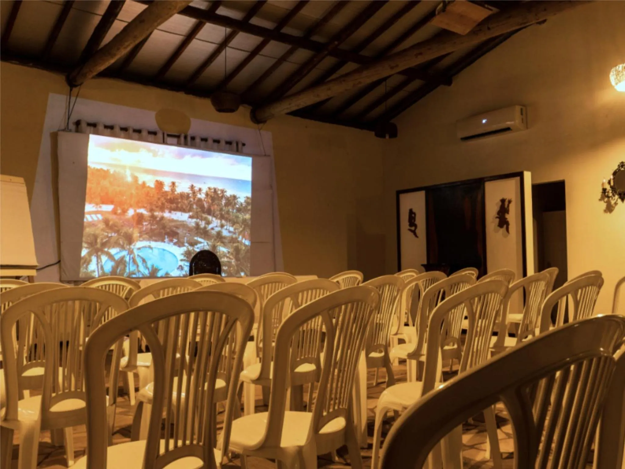 TV and multimedia in Hotel Marina Porto Abrolhos