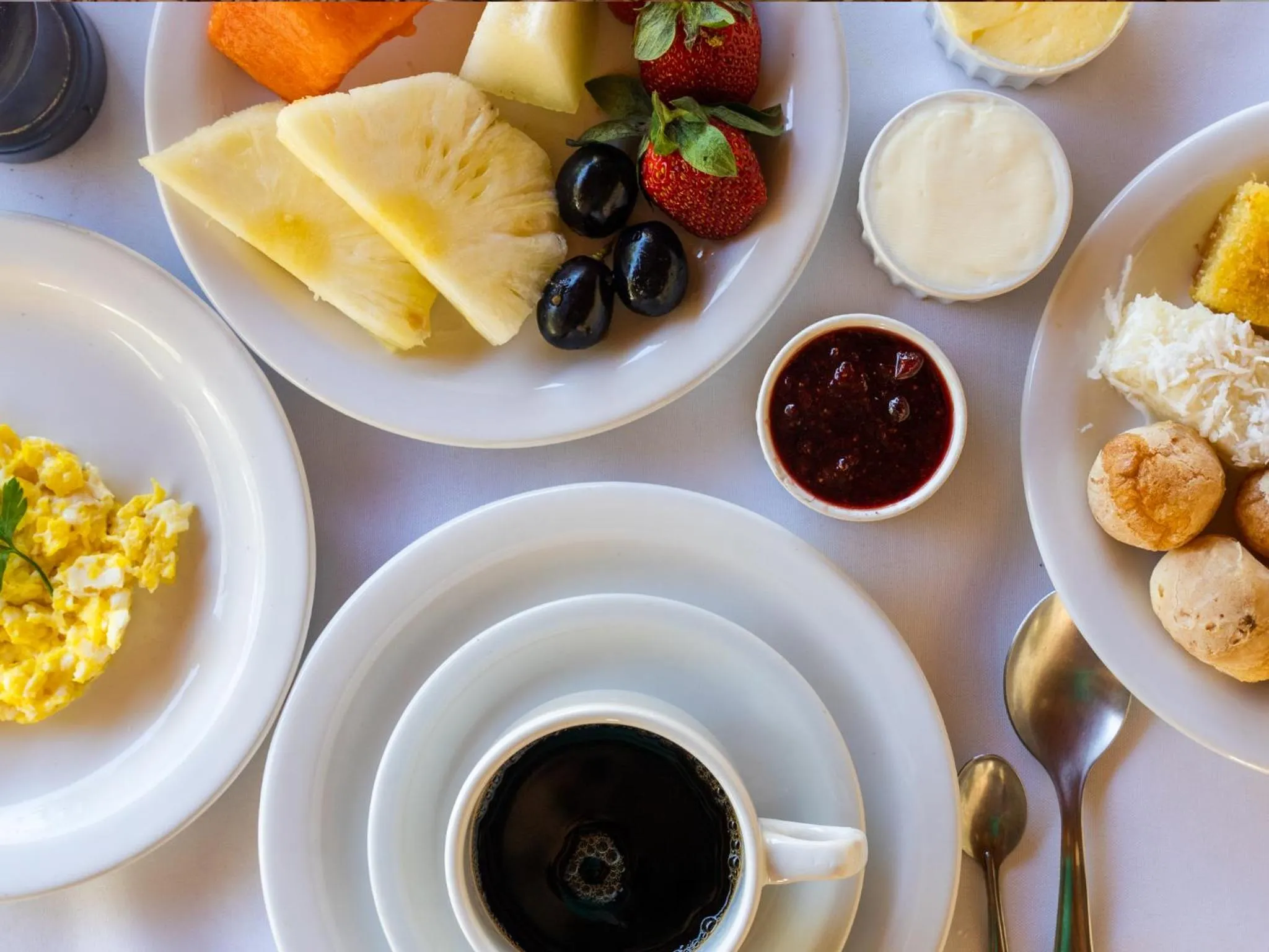 Breakfast in Hotel Marina Porto Abrolhos