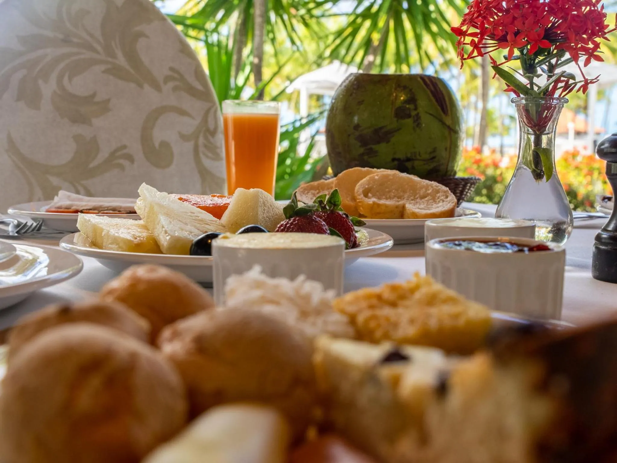 Breakfast in Hotel Marina Porto Abrolhos