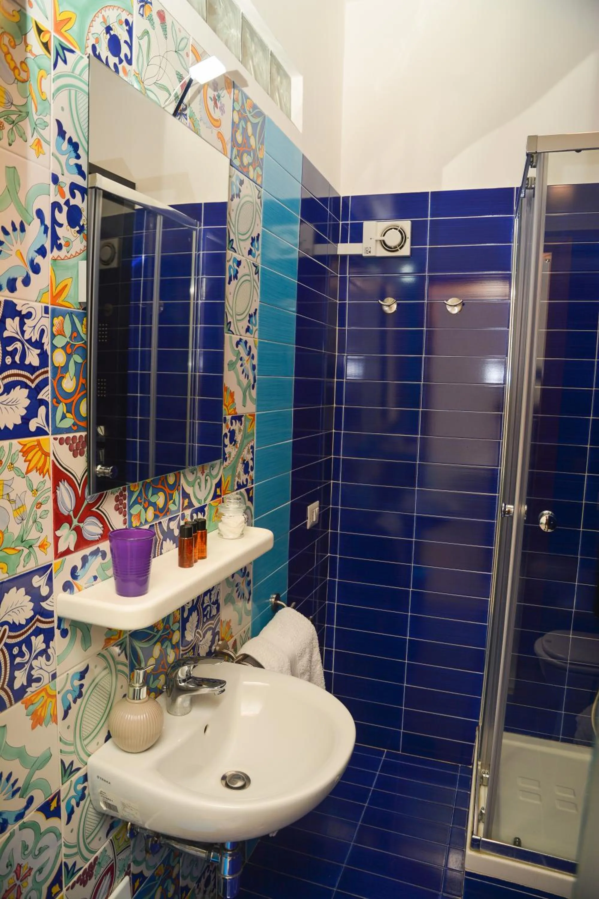 Shower in FURTURE'Rooms