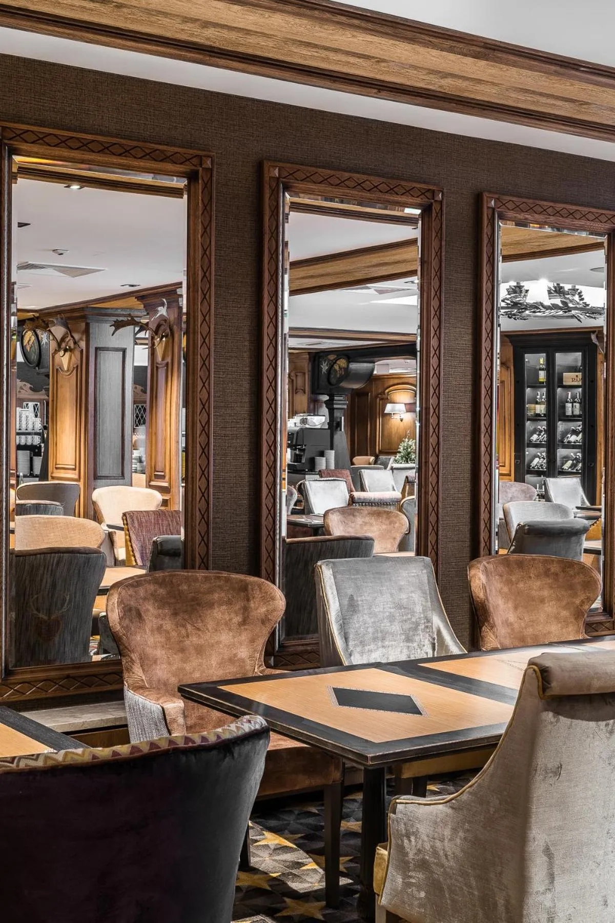 Restaurant/places to eat in Hotel Wersal