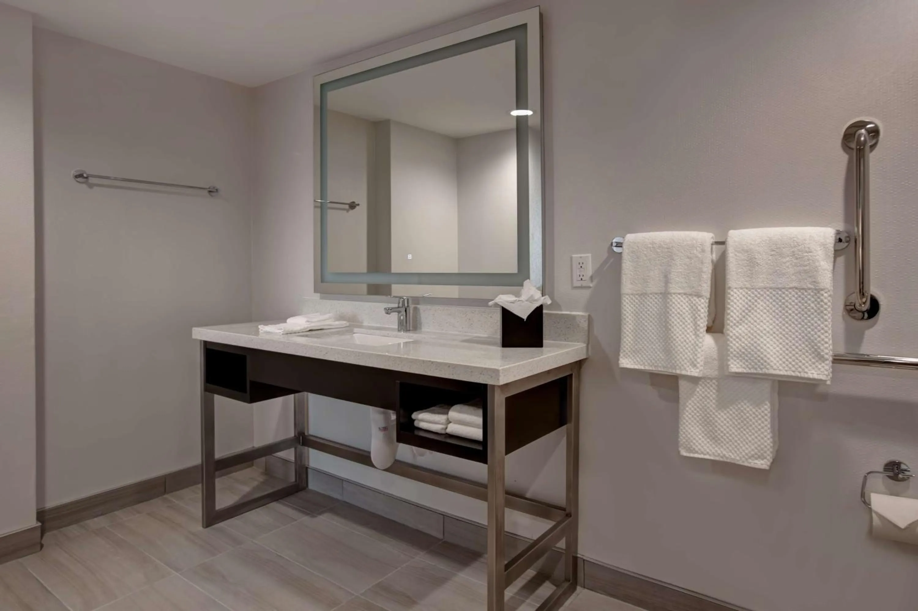 Bathroom in Embassy Suites By Hilton Oklahoma City Northwest