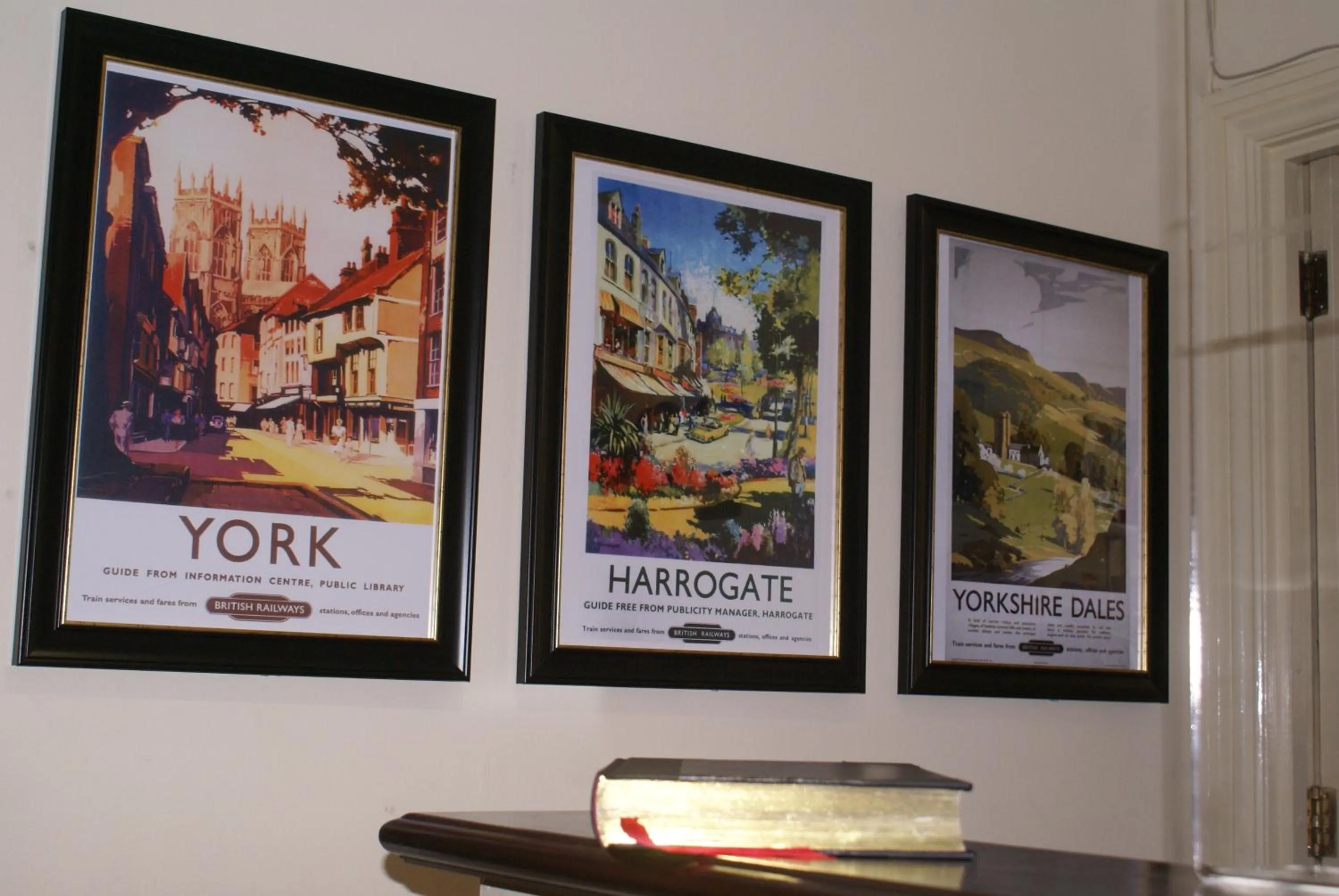 Lobby or reception in Haley's Hotel