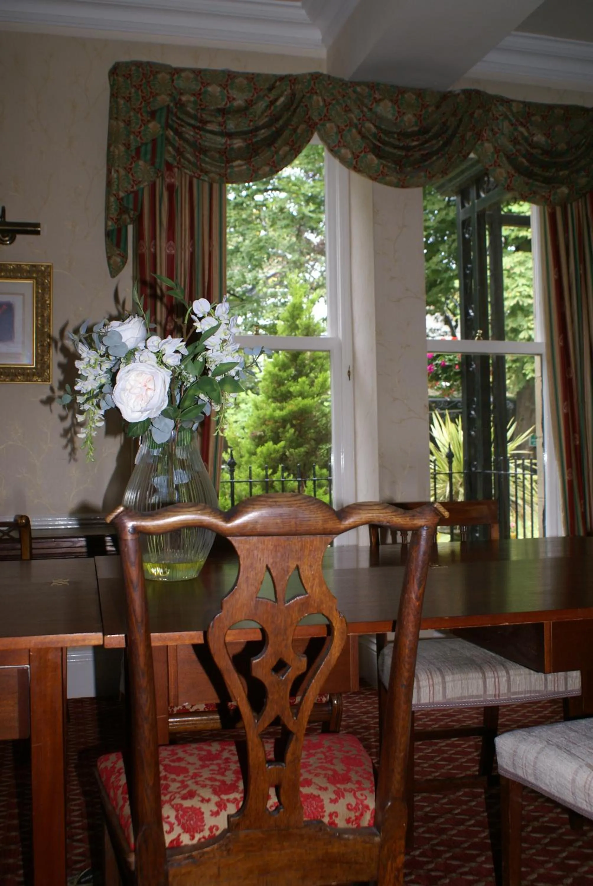 Library in Haley's Hotel