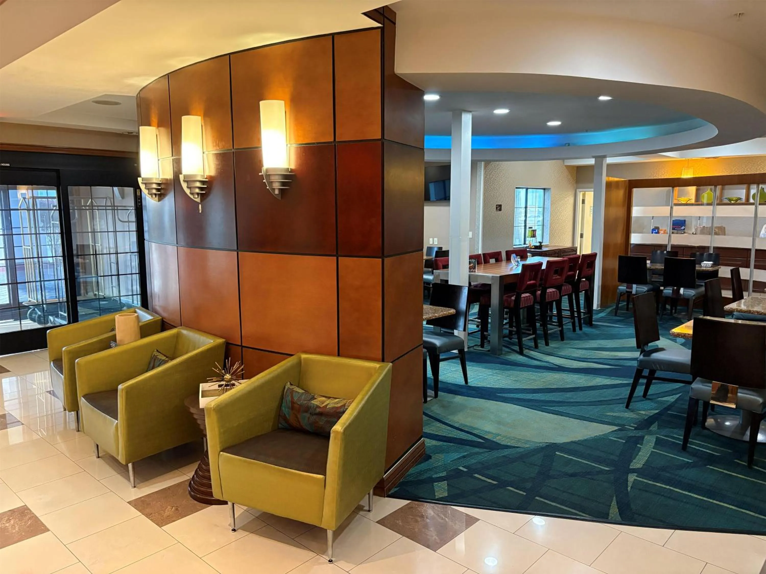 Lobby or reception in Best Western Hesperia-Victorville Suites