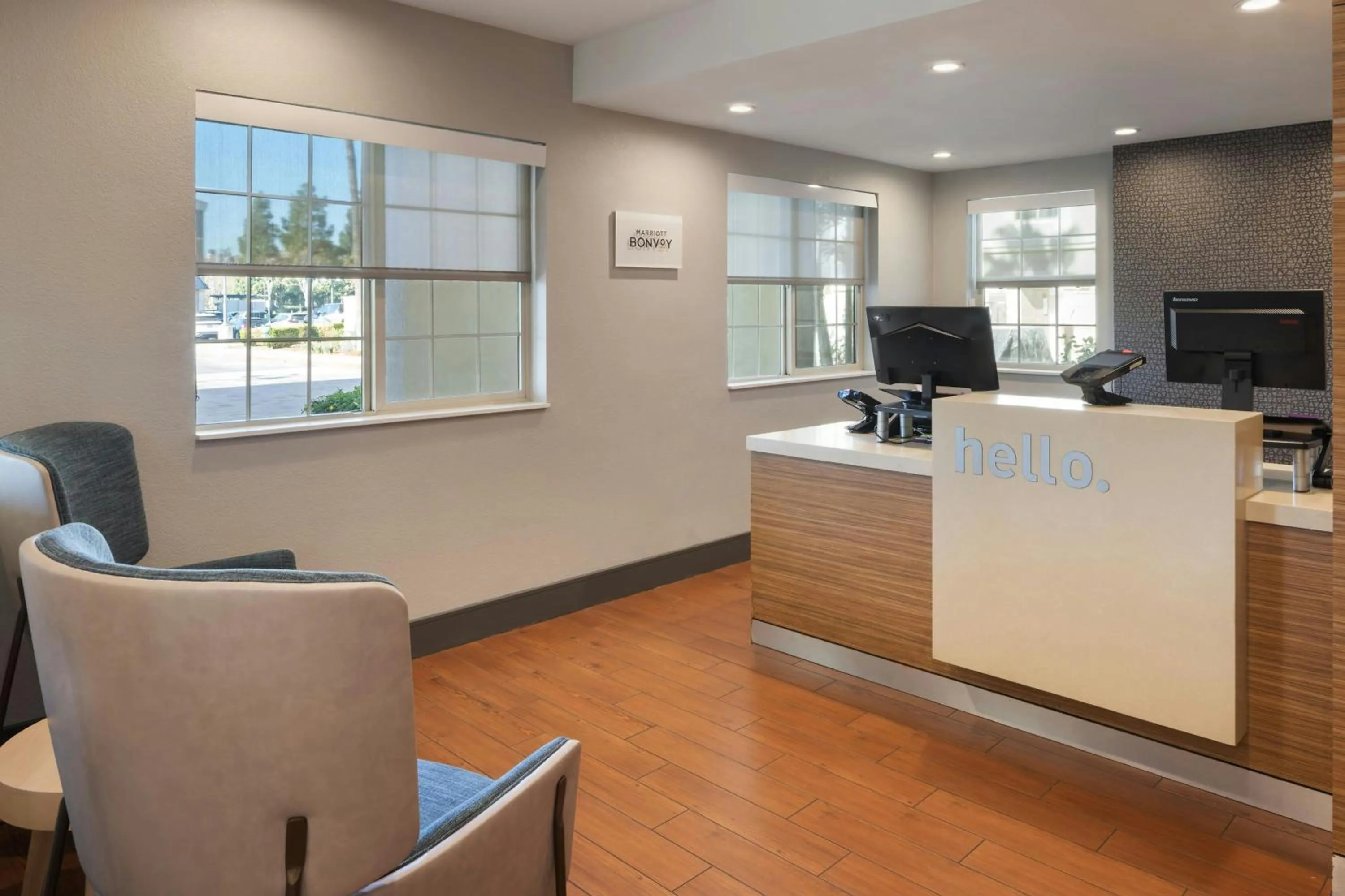 Lobby or reception in TownePlace Suites by Marriott Ontario Airport