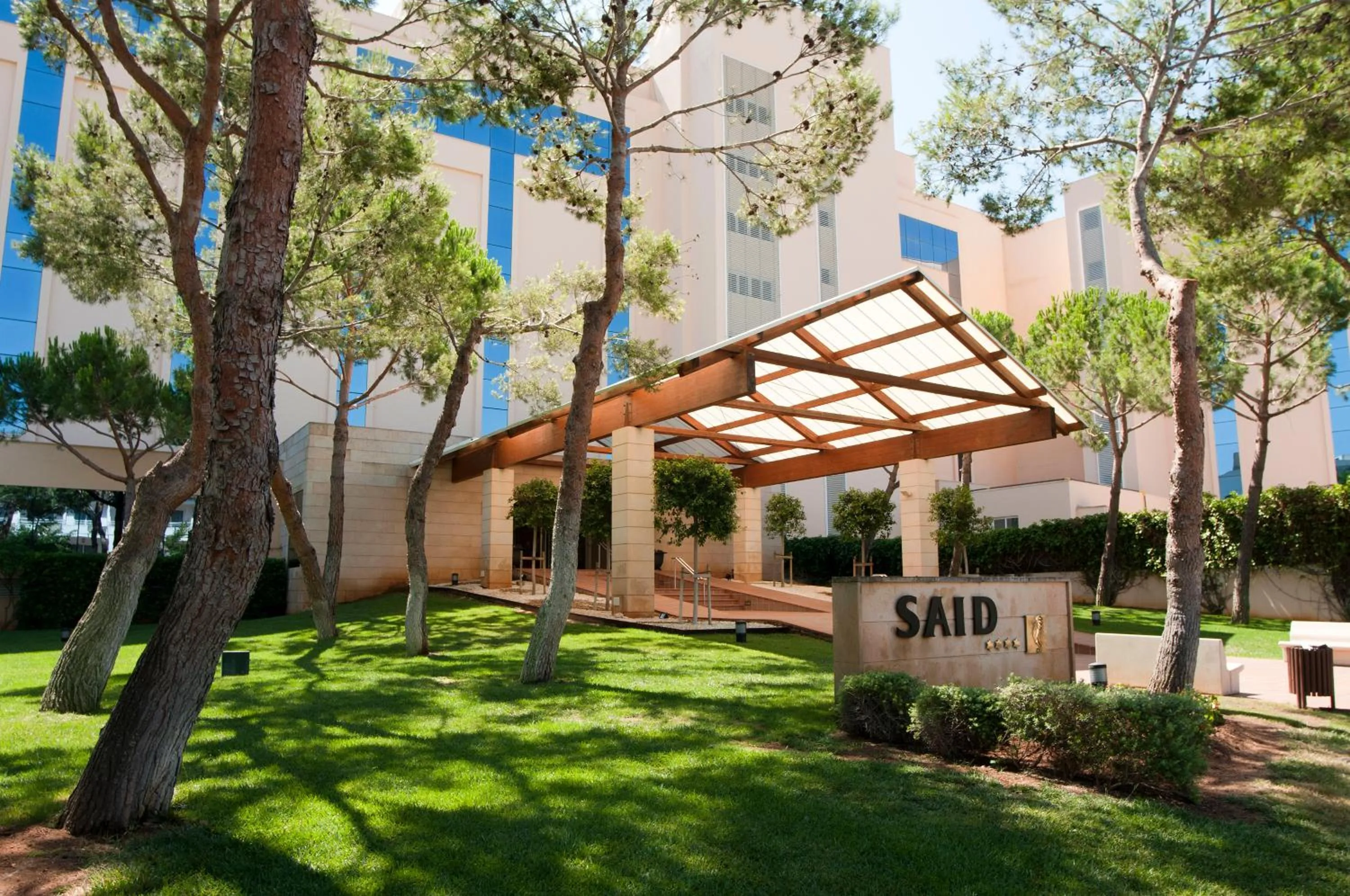 Property building in Hipotels Said