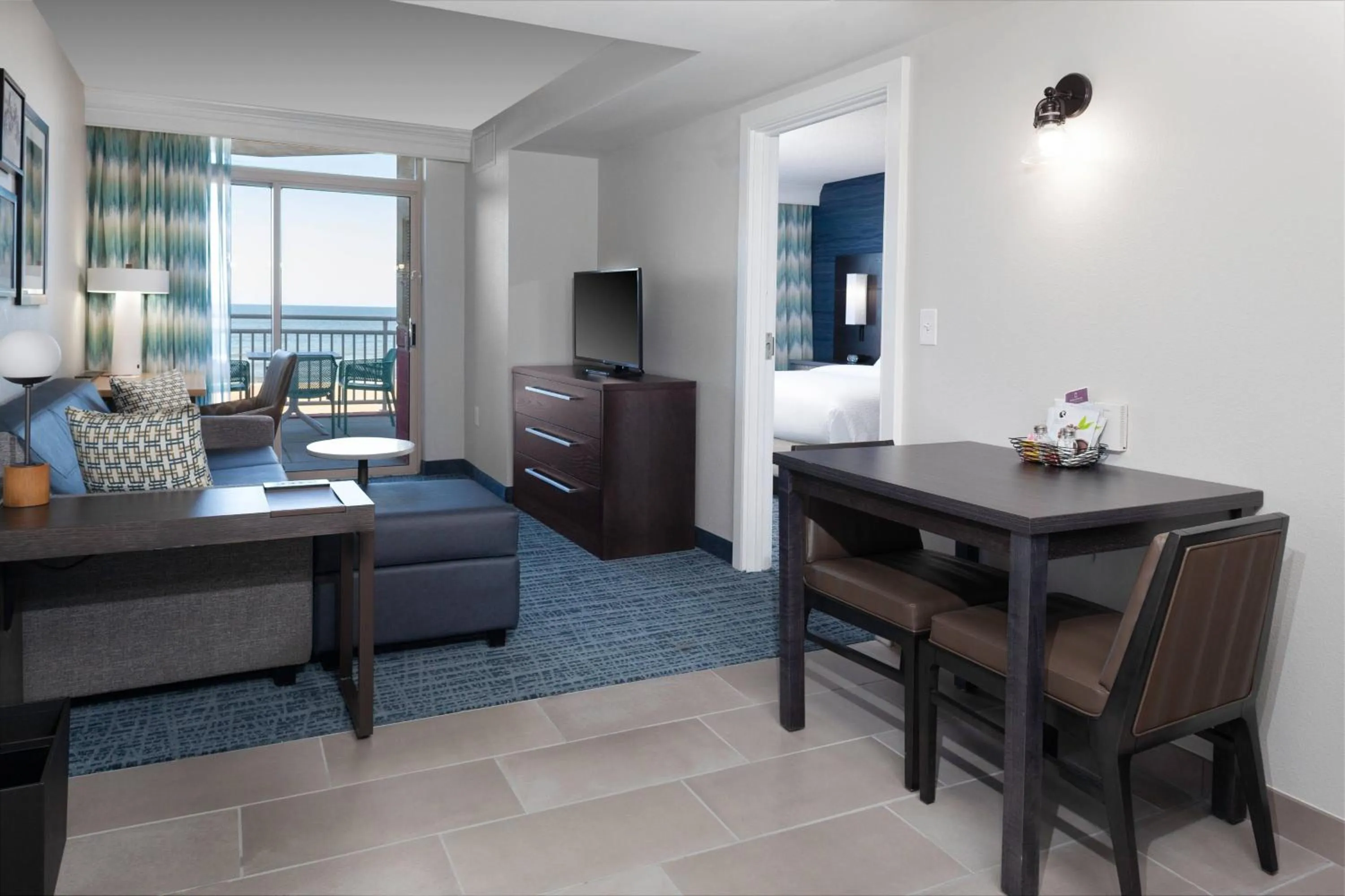 Living room in Residence Inn By Marriott Virginia Beach Oceanfront